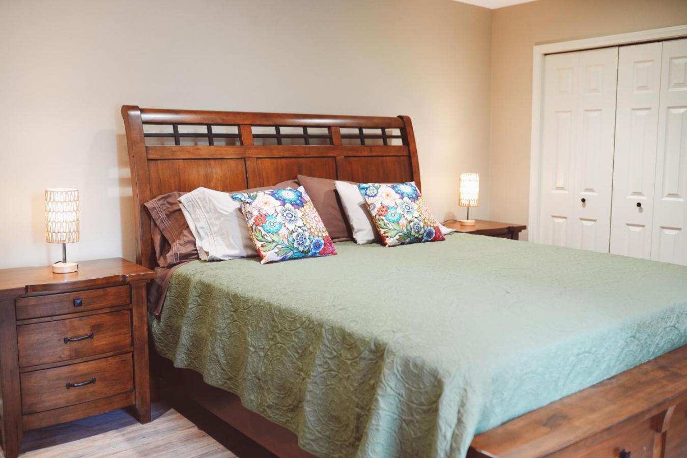 Lakeshore Lodging Apartment E