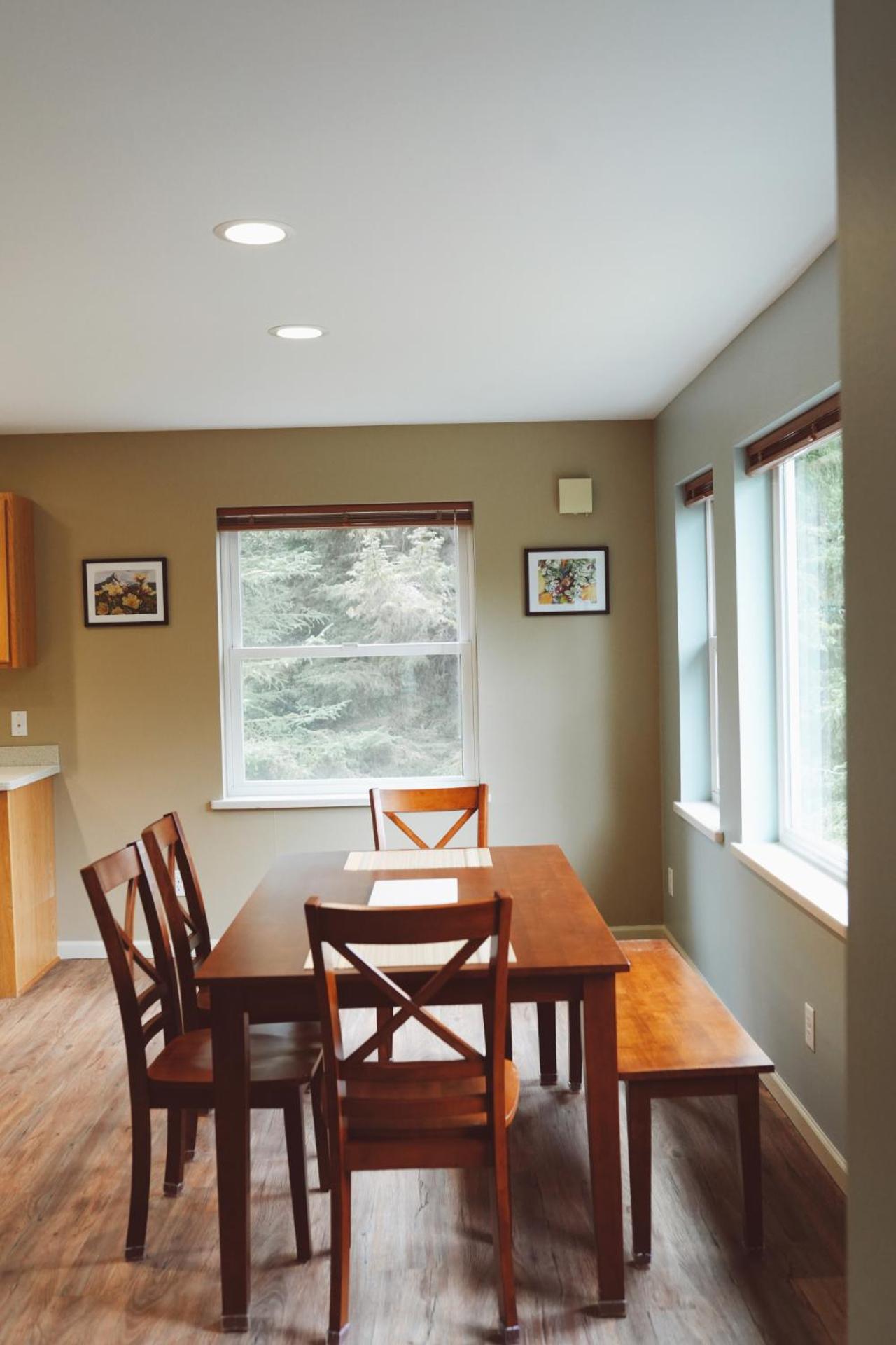 Lakeshore Lodging Apartment E