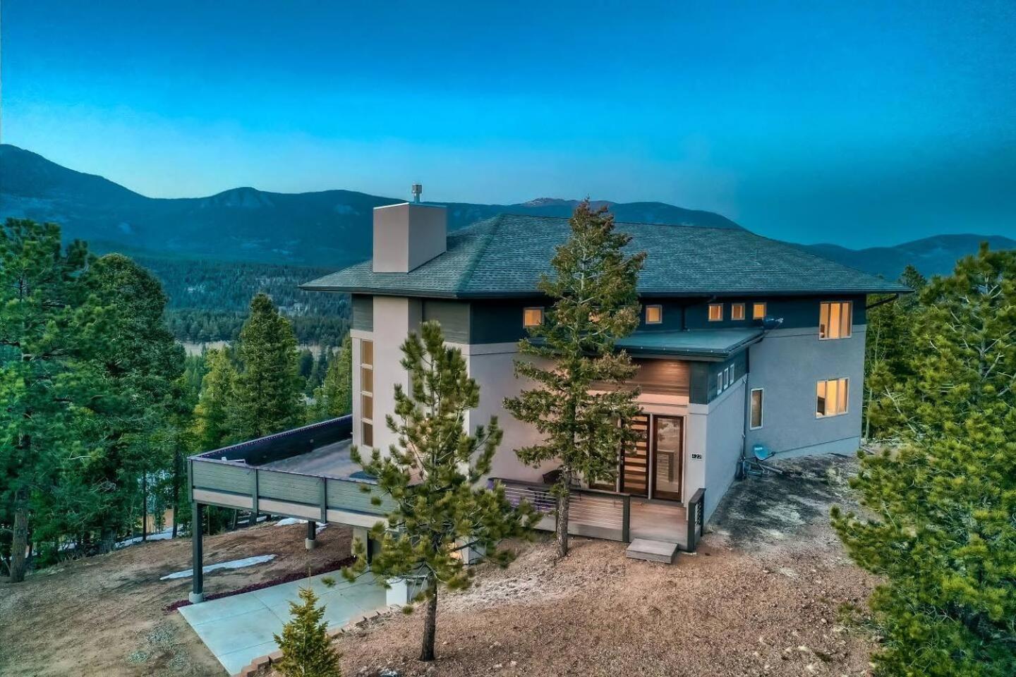 Summit Solace LUXE 360 Views Hot Tub Games