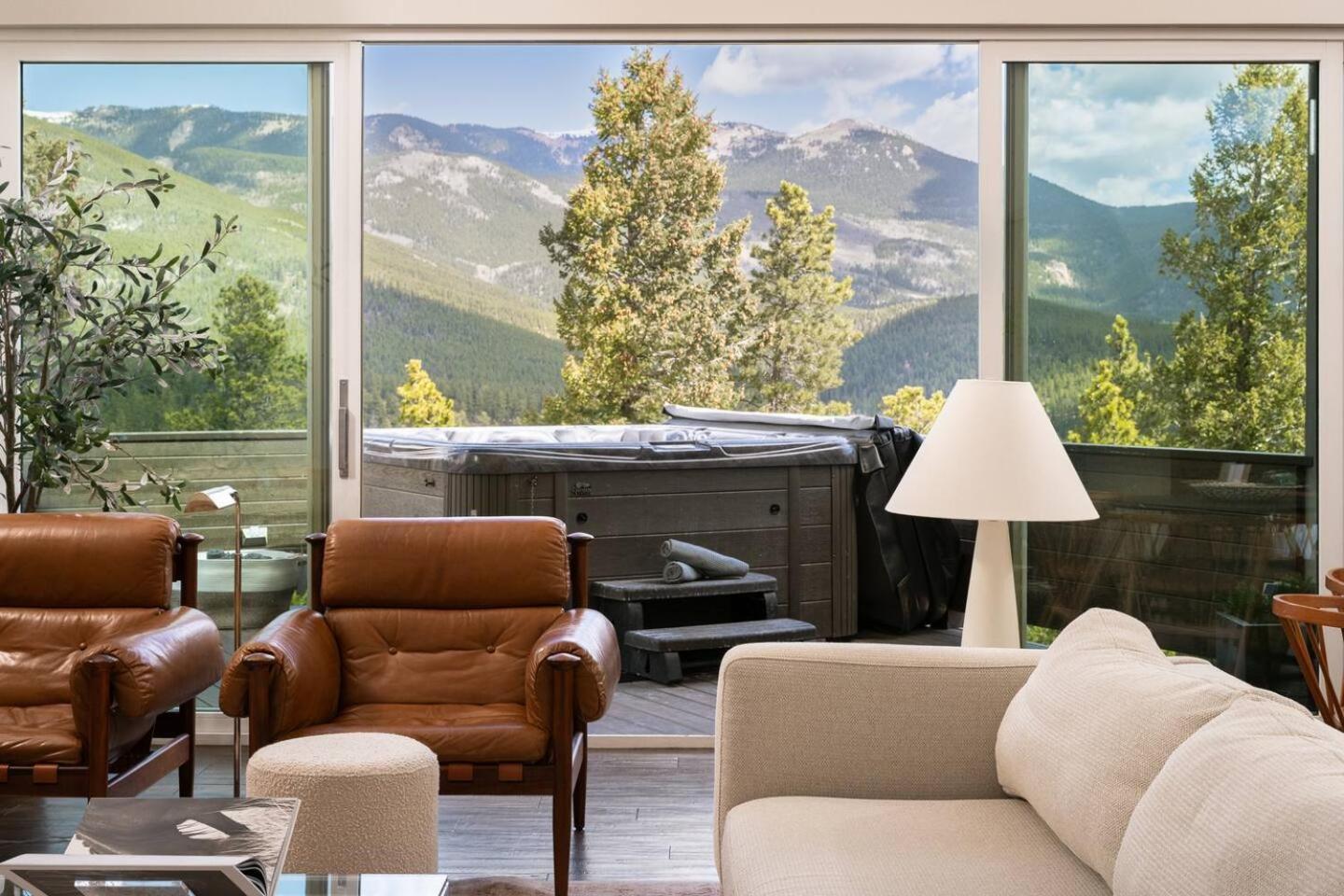 Summit Solace LUXE 360 Views Hot Tub Games