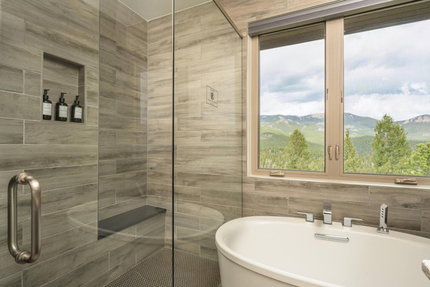 Summit Solace LUXE 360 Views Hot Tub Games