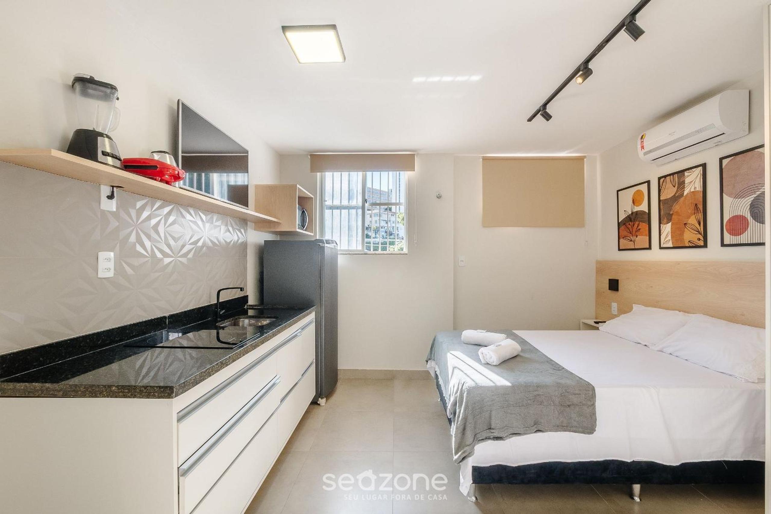 Studios 280m from Shopping Barra - ADE