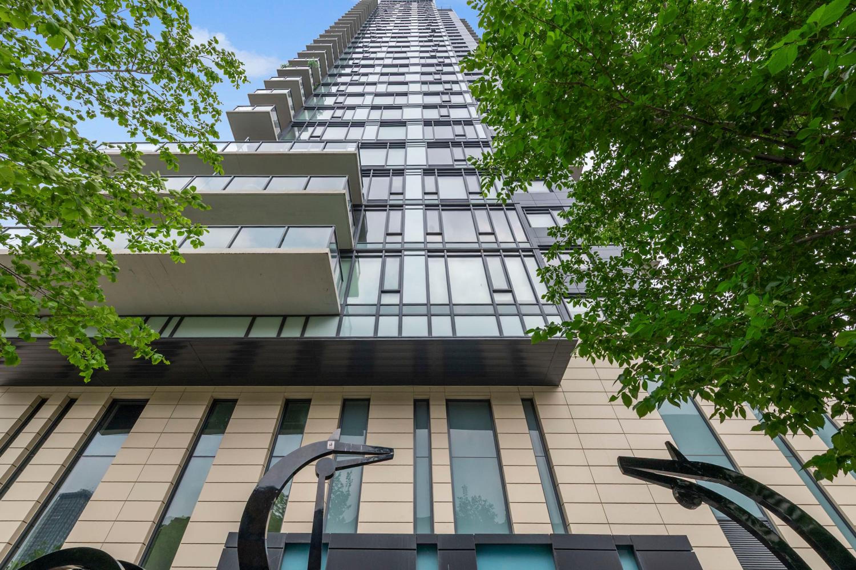 GlobalStay Modern Condos Downtown Calgary