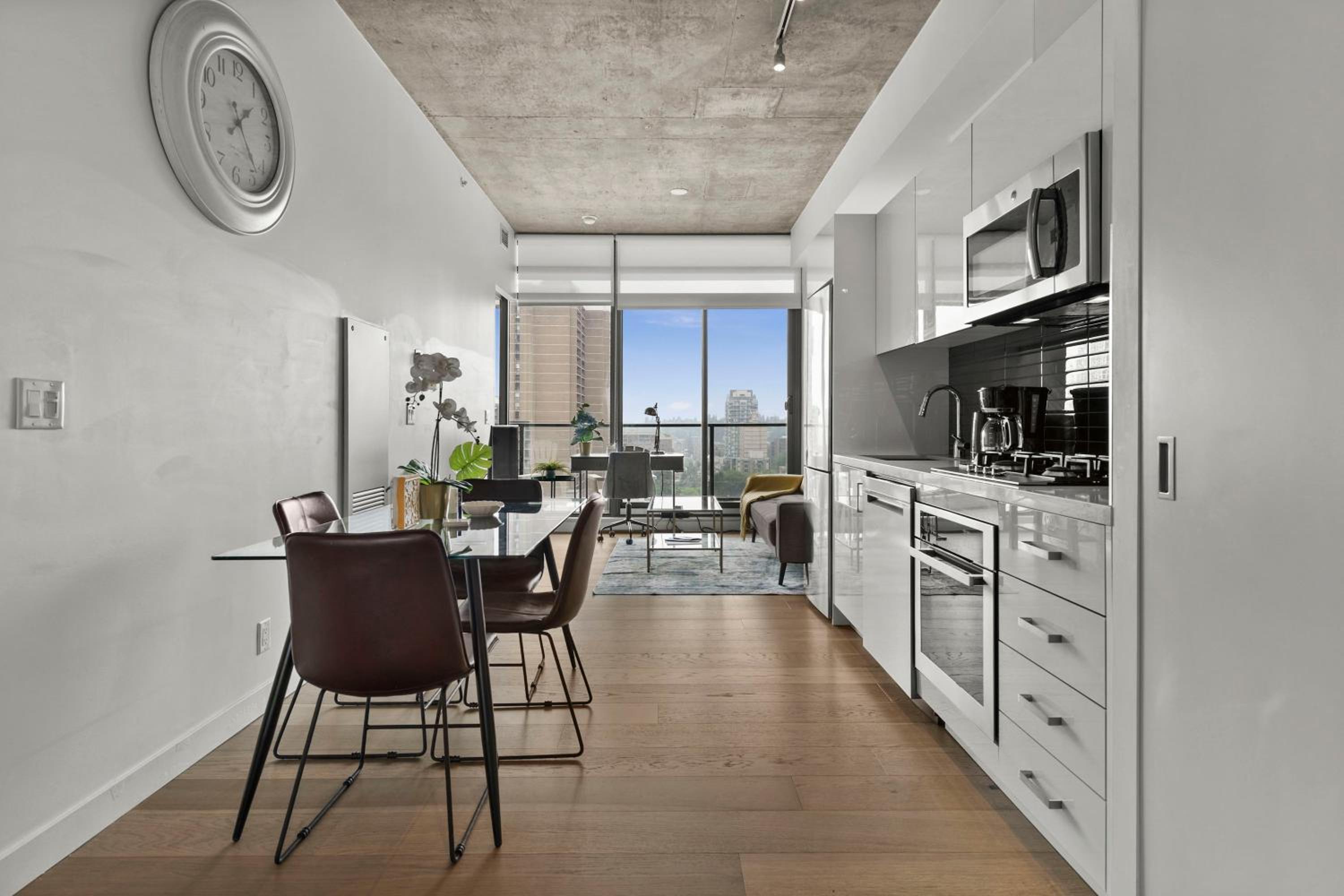 GlobalStay Modern Condos Downtown Calgary