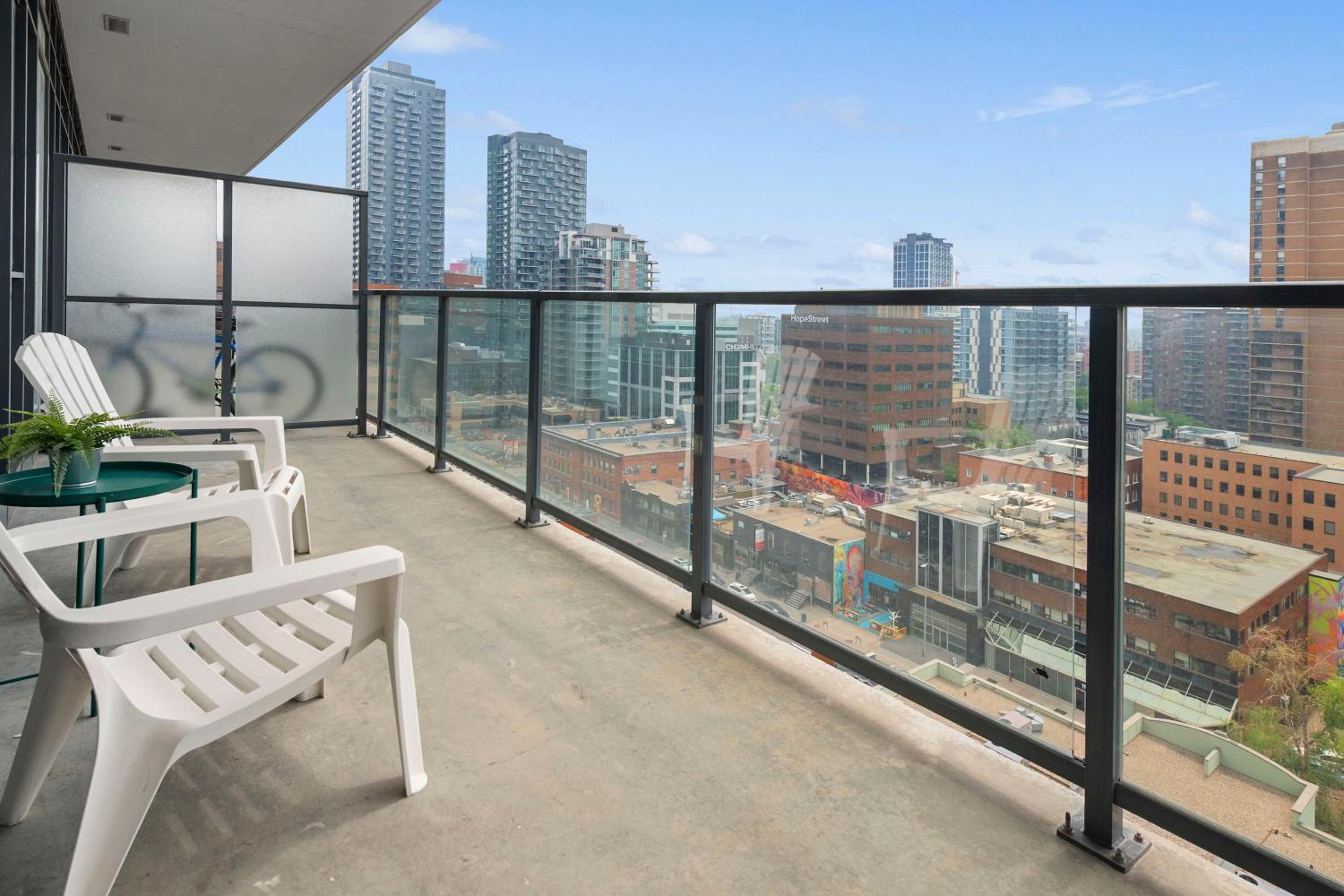 GlobalStay Modern Condos Downtown Calgary