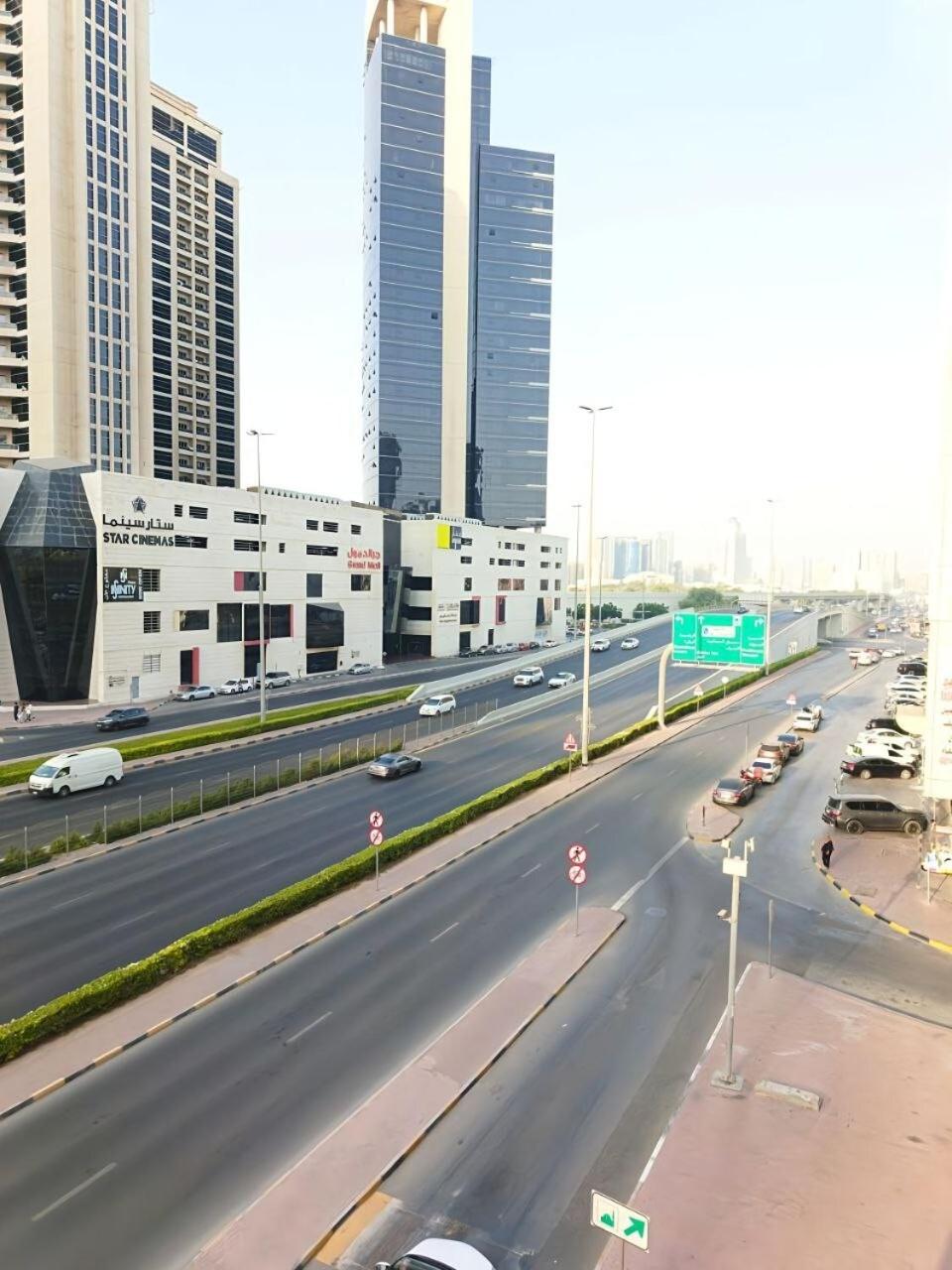 Ajman Family Holiday homes VIP Two rooms, a large hall and a fully equipped kitchen that can accommodate 7 people and children