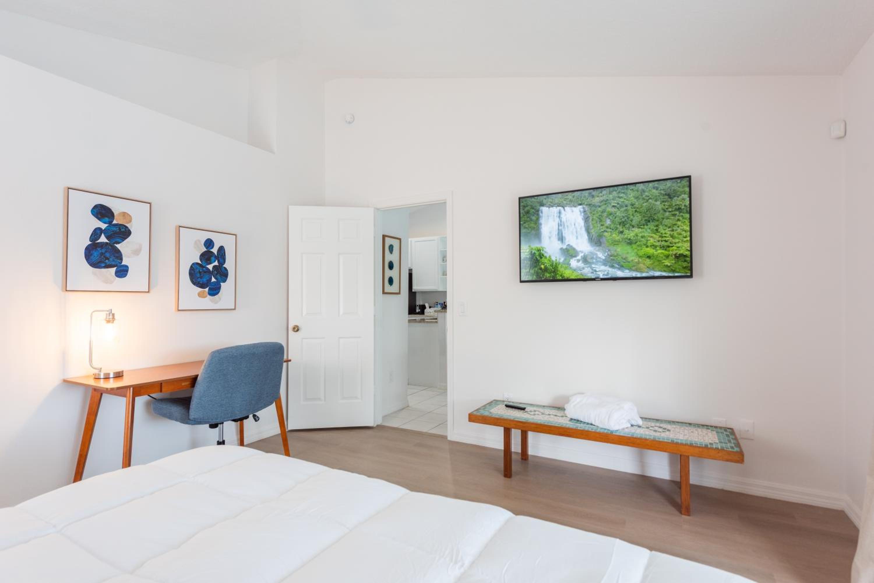 Blue Breeze Retreat