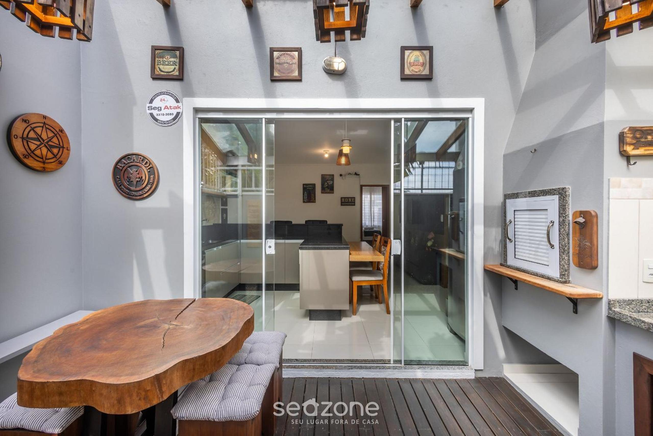 3BR House w/ BBQ & Garage 850m Beach RDO0025