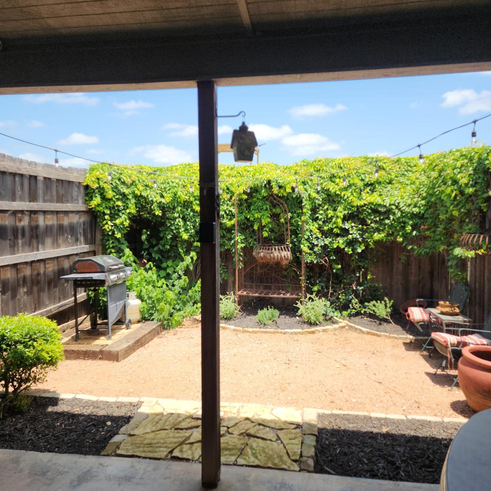 NEW Pickleball, Cornhole, Pool, Patio & Hot Tub