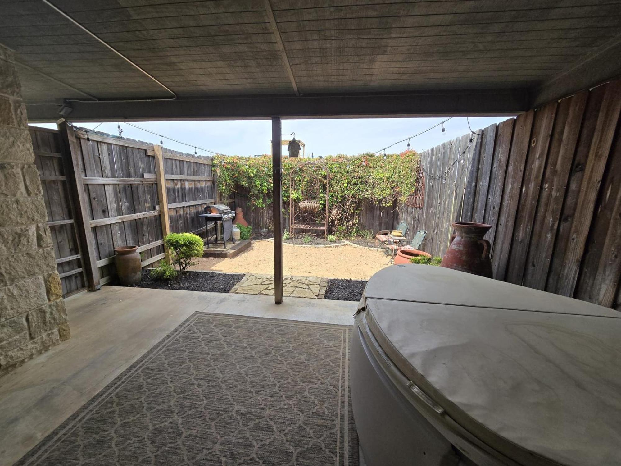 NEW Pickleball, Cornhole, Pool, Patio & Hot Tub