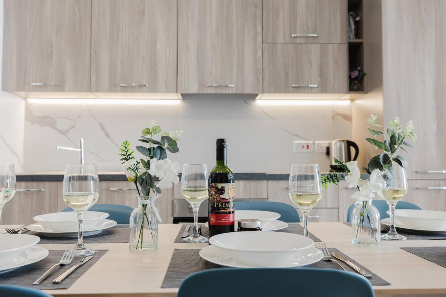 Flat 3 MLH 3BED next to city by Homely!