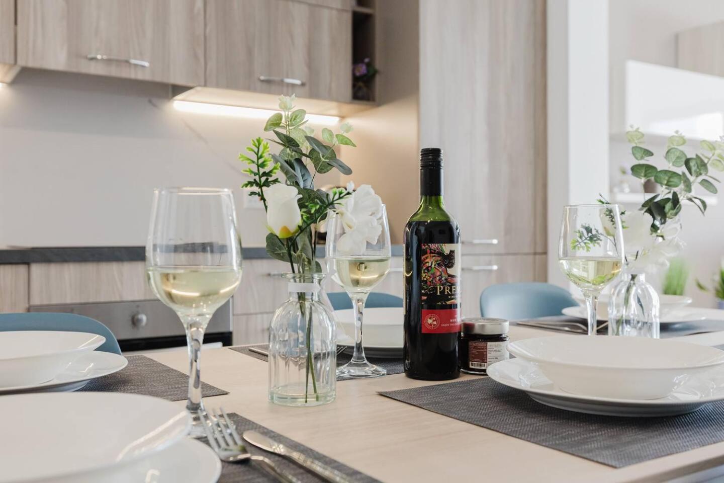 Flat 3 MLH 3BED next to city by Homely!