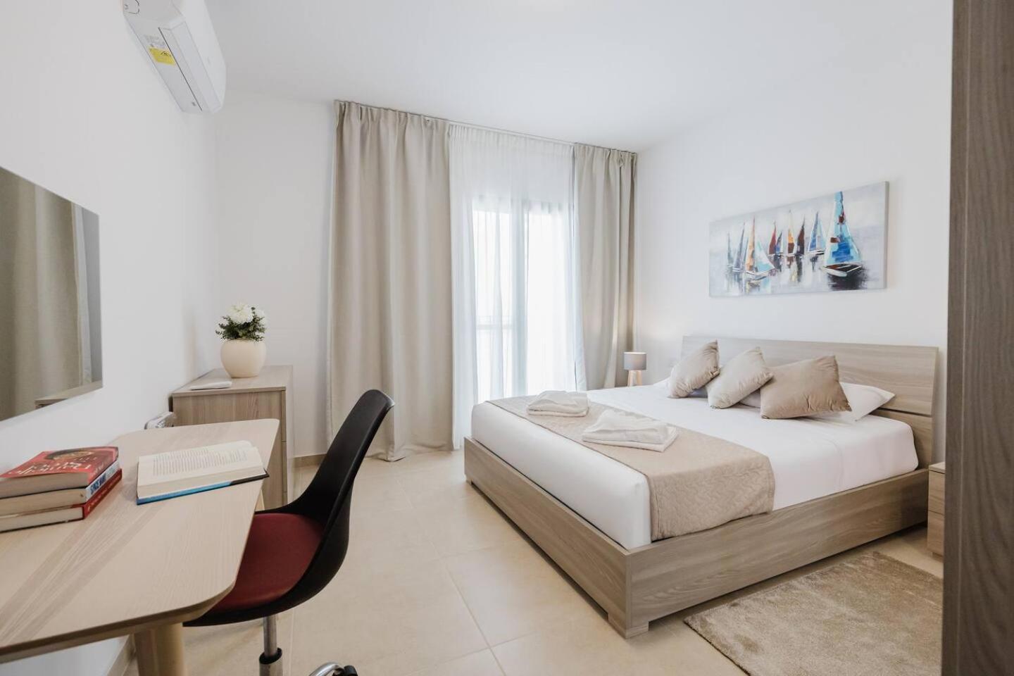 Flat 3 MLH 3BED next to city by Homely!