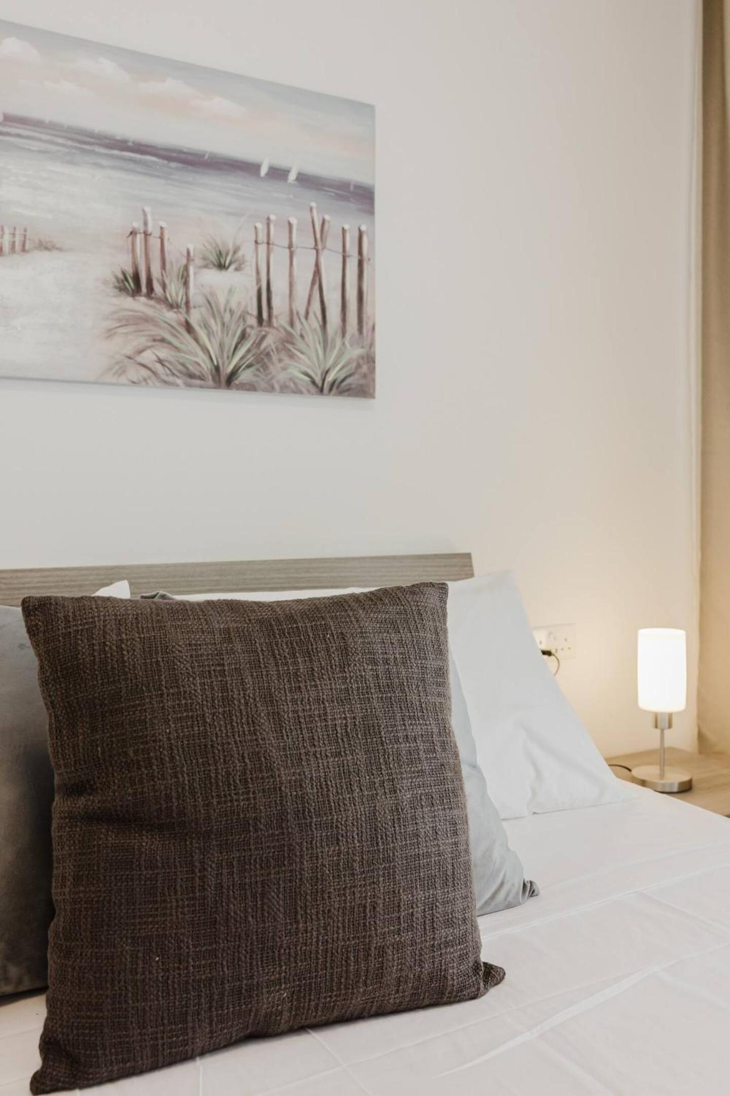 Flat 3 MLH 3BED next to city by Homely!