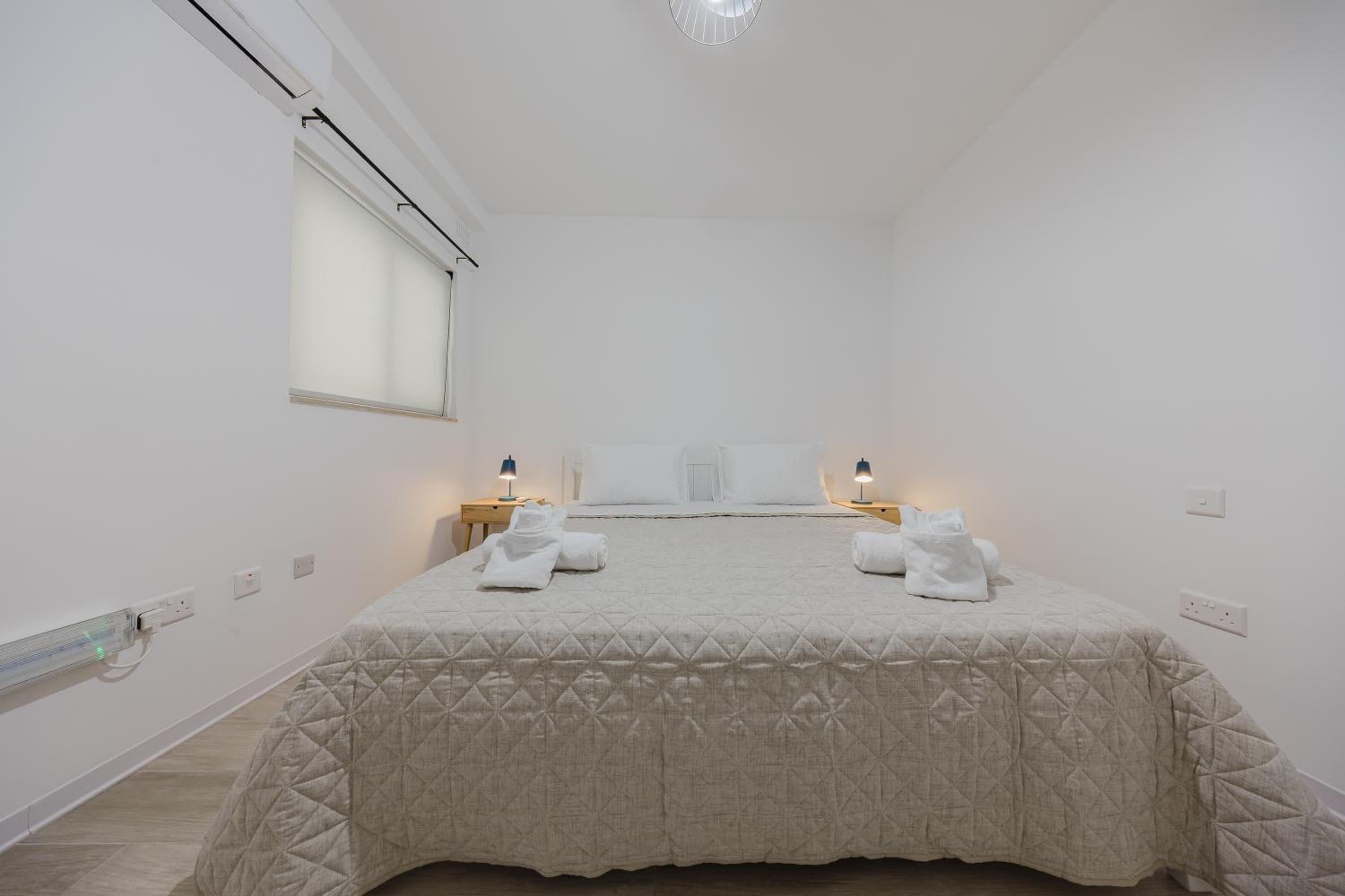 MLH village 3BED with views by Homely!