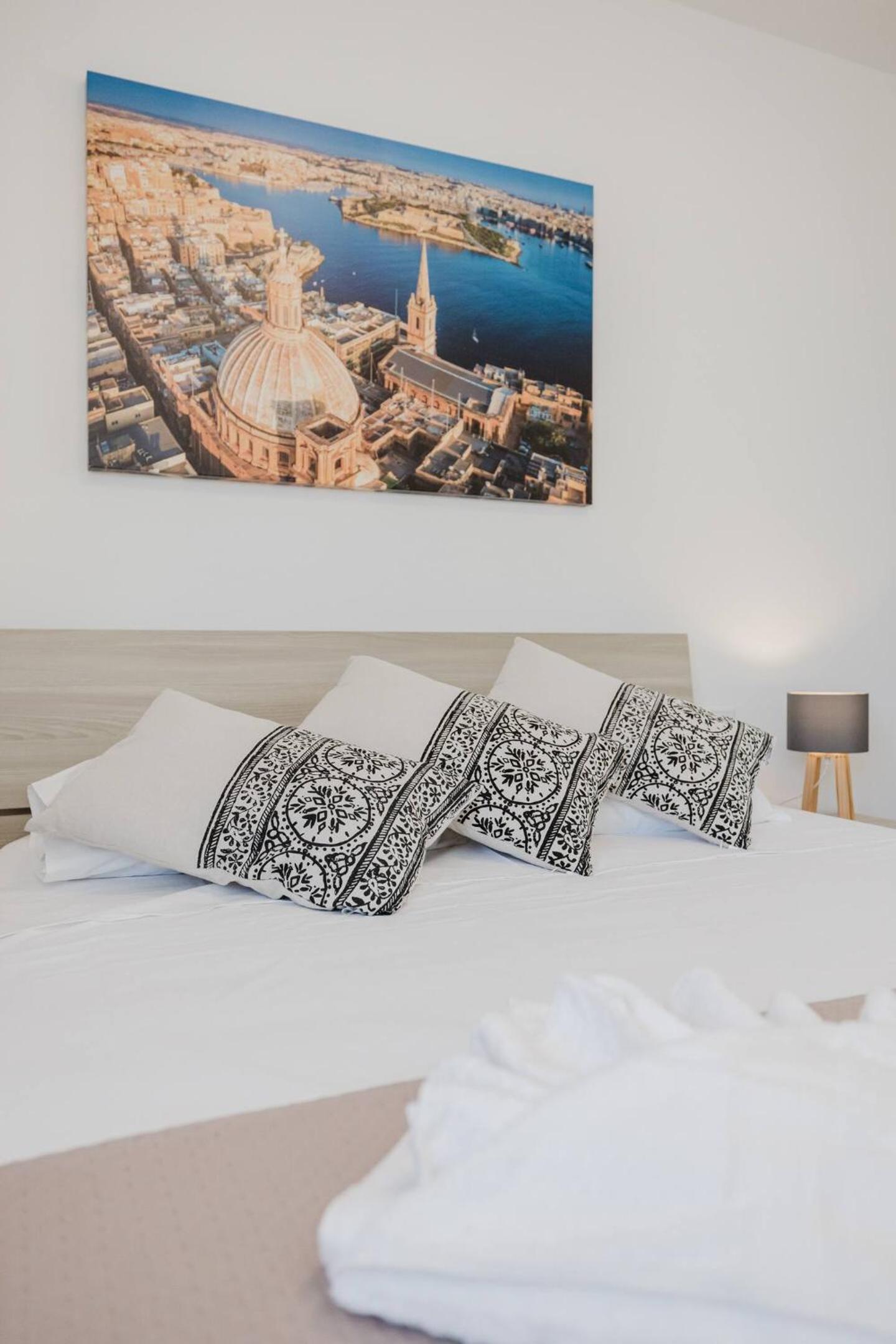 Fl 4 Mellieha 3BED with views! by Homely