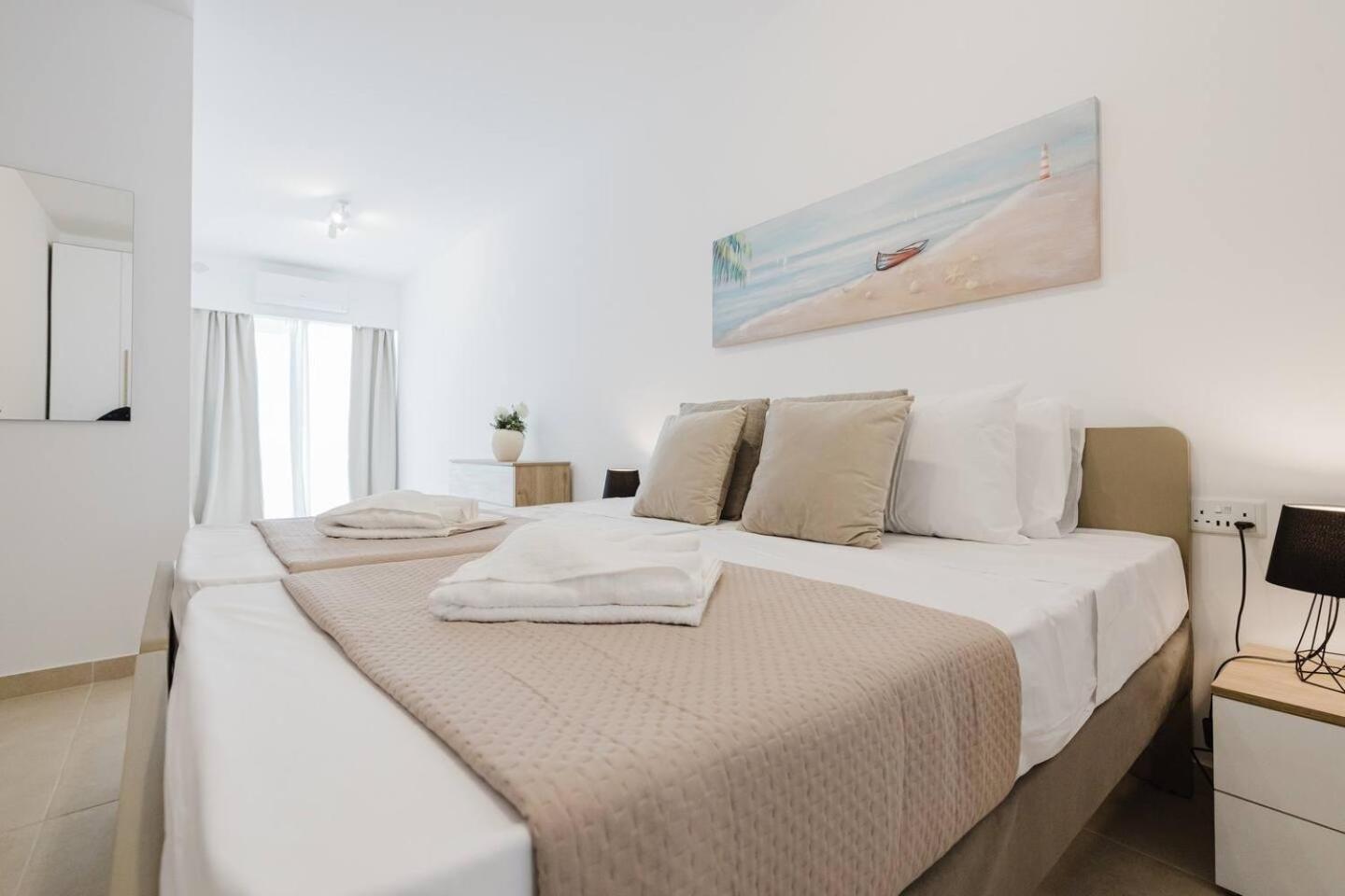 Fl 4 Mellieha 3BED with views! by Homely