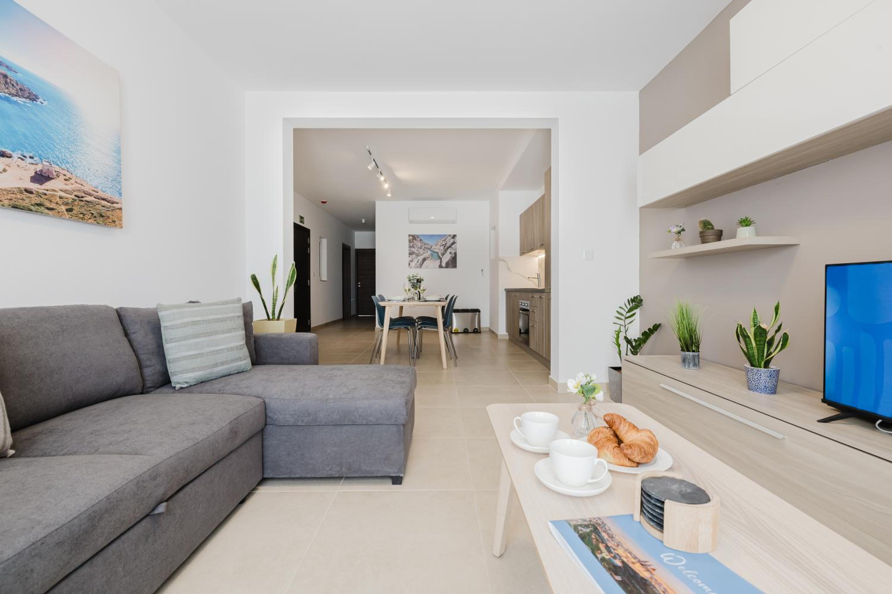 Fl 4 Mellieha 3BED with views! by Homely