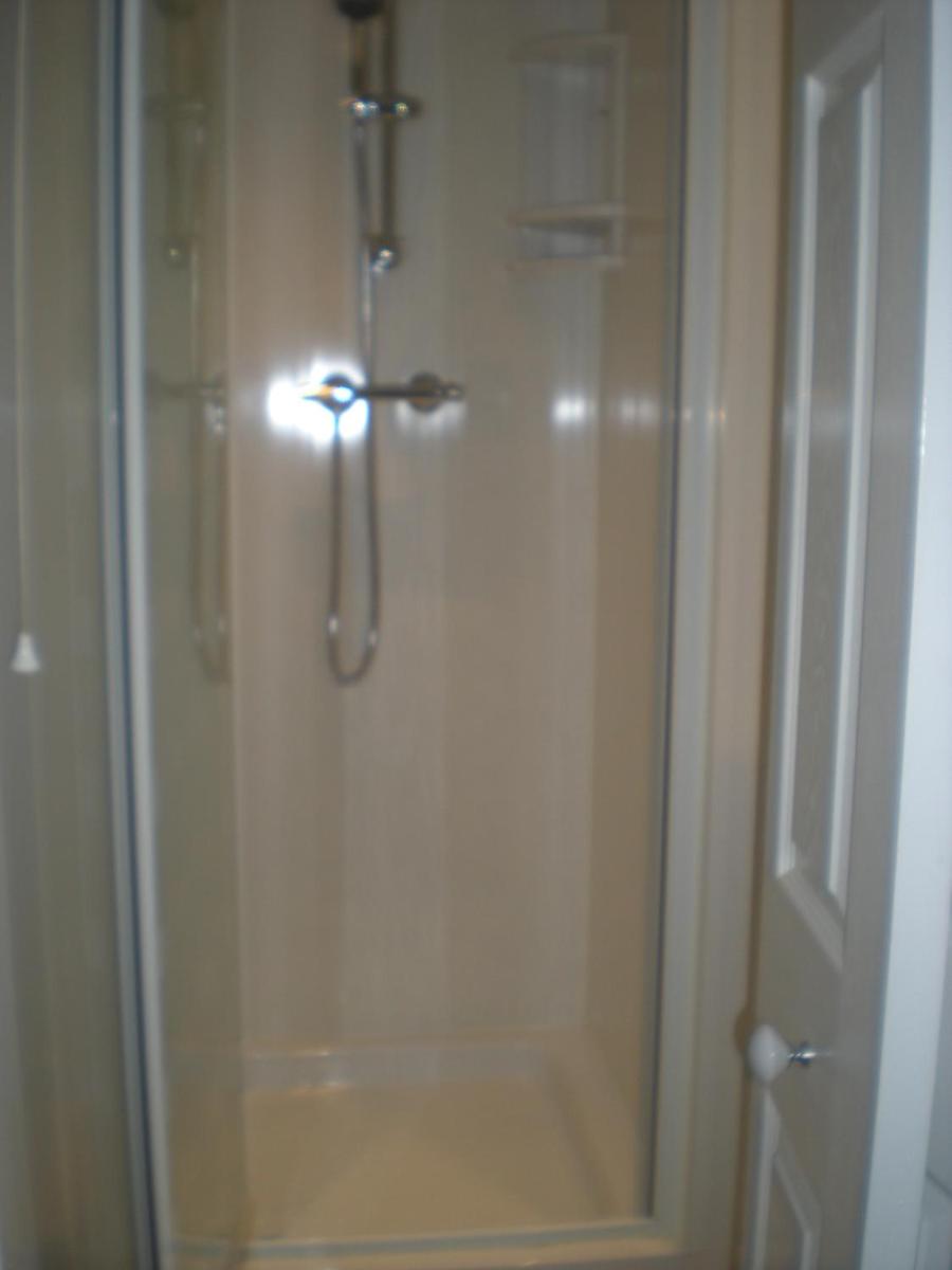 South Shields Vacations - Elmswood Guest House - Property Image 12