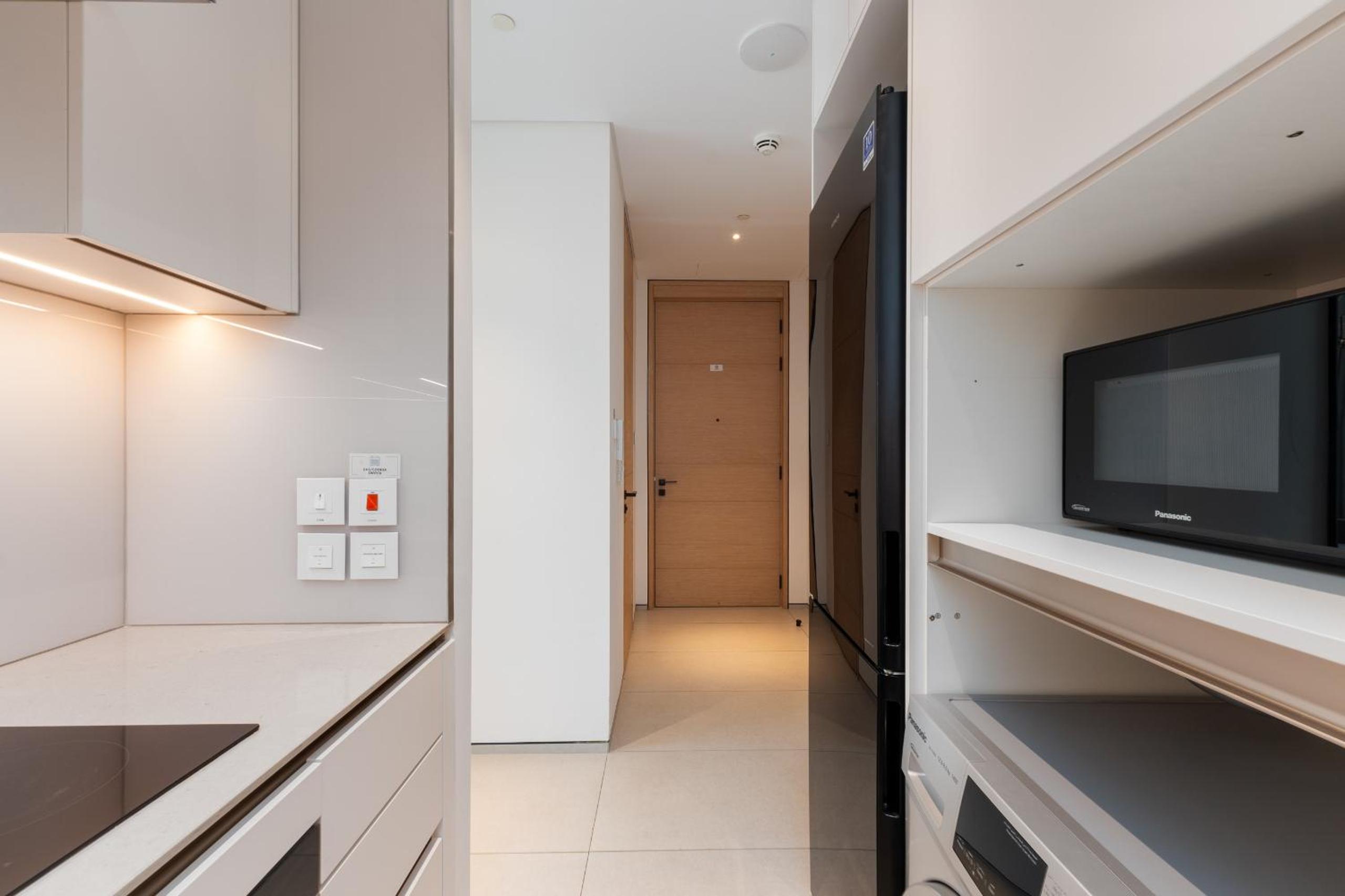Address JBR Marina View, Jumeirah Beach Residence, Dubai Marina - Mint Stay