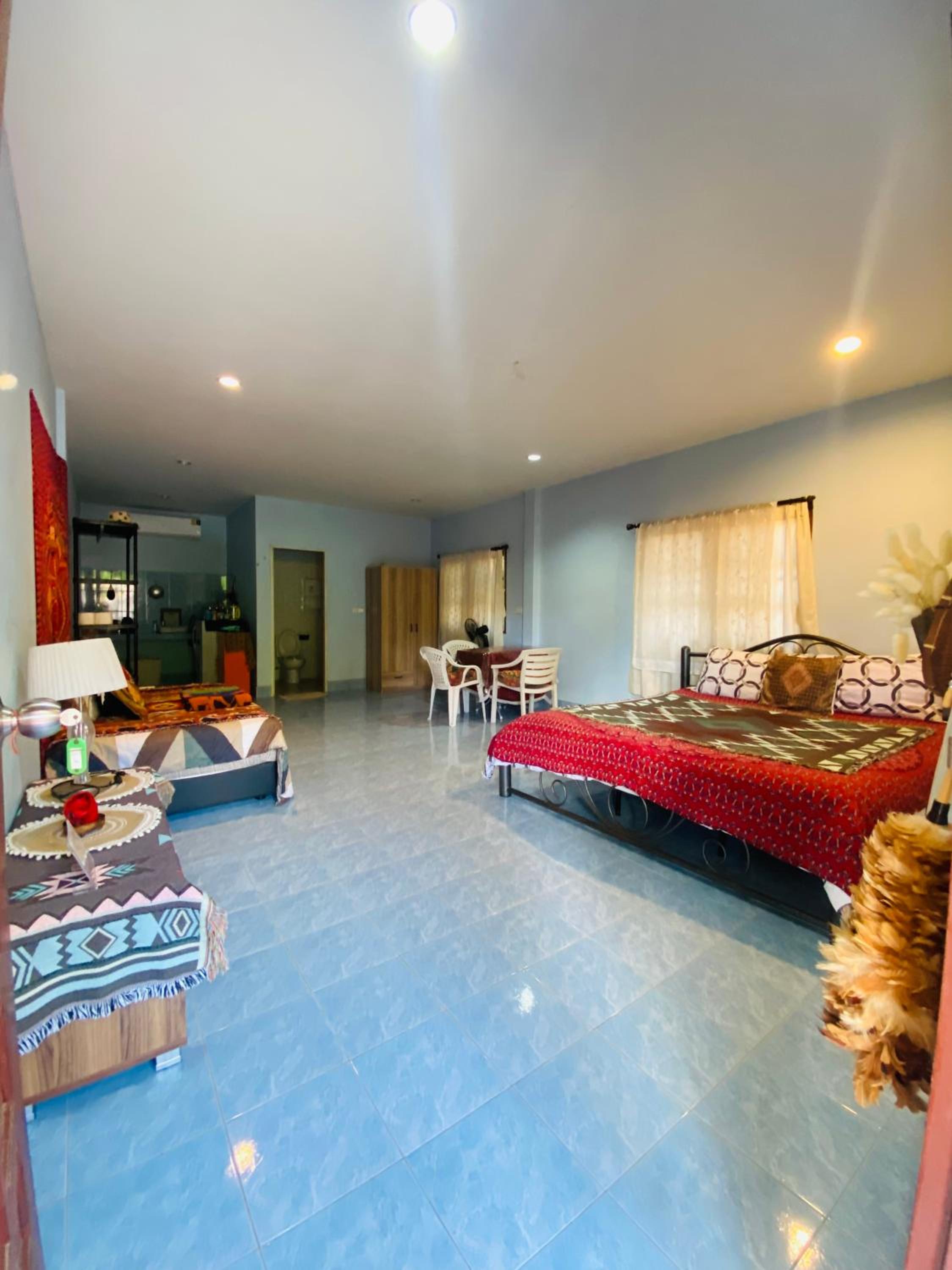 Bohemian apartment at Ya Nui beach