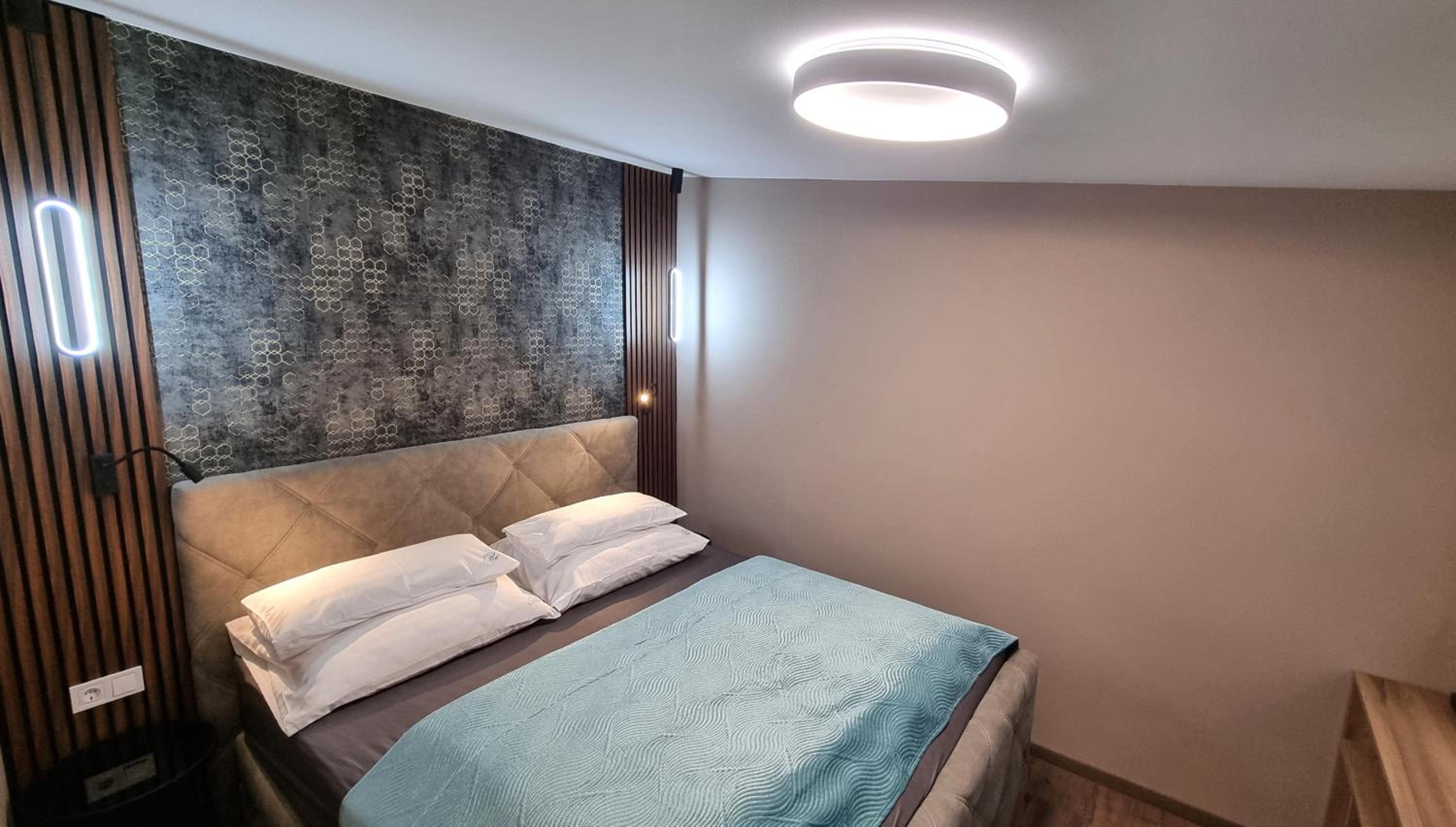Goldcentral Apartment NEOcity B6 - next to New York Cafe