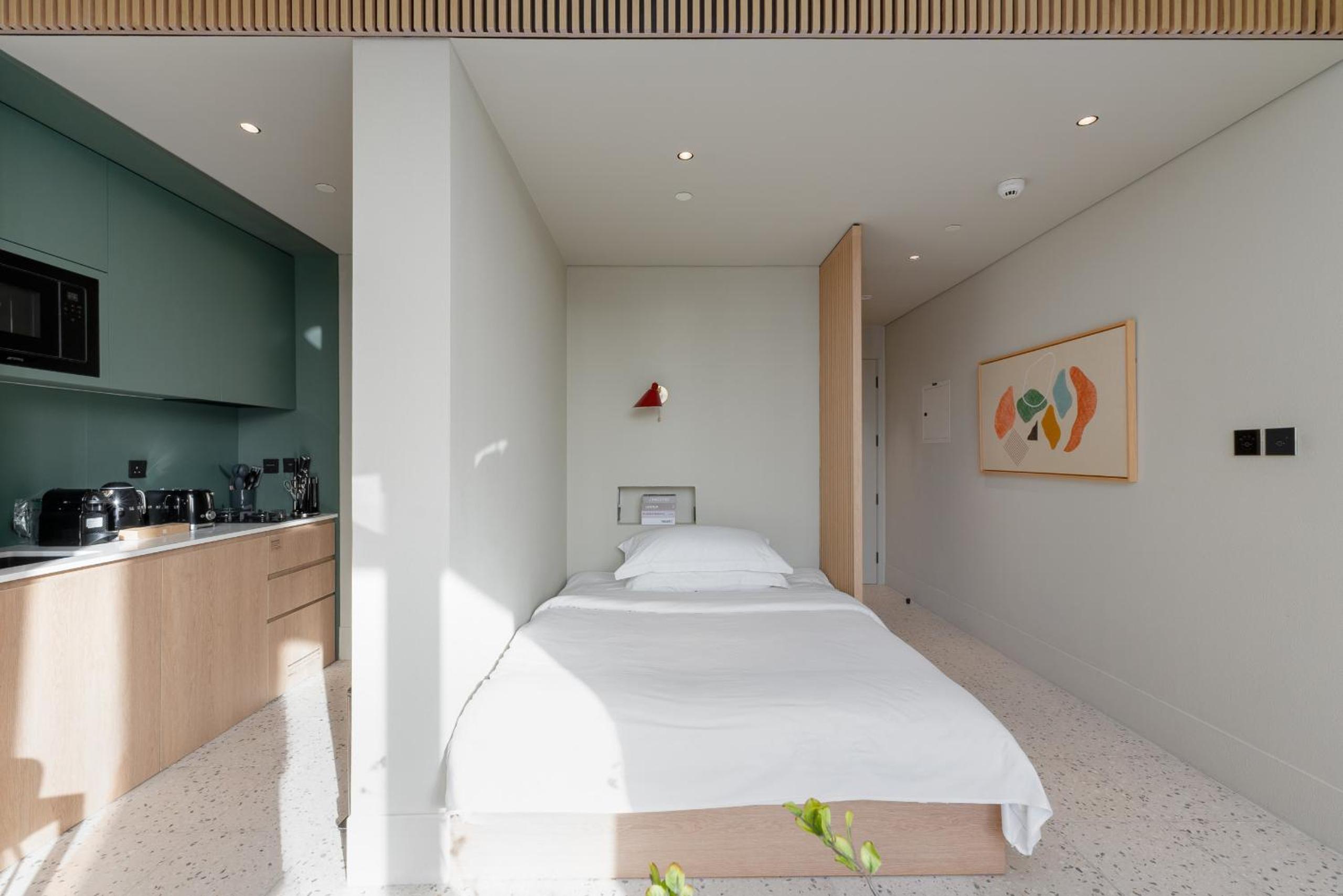 Upside Living, Burj Khalifa View, Business Bay - Mint Stay