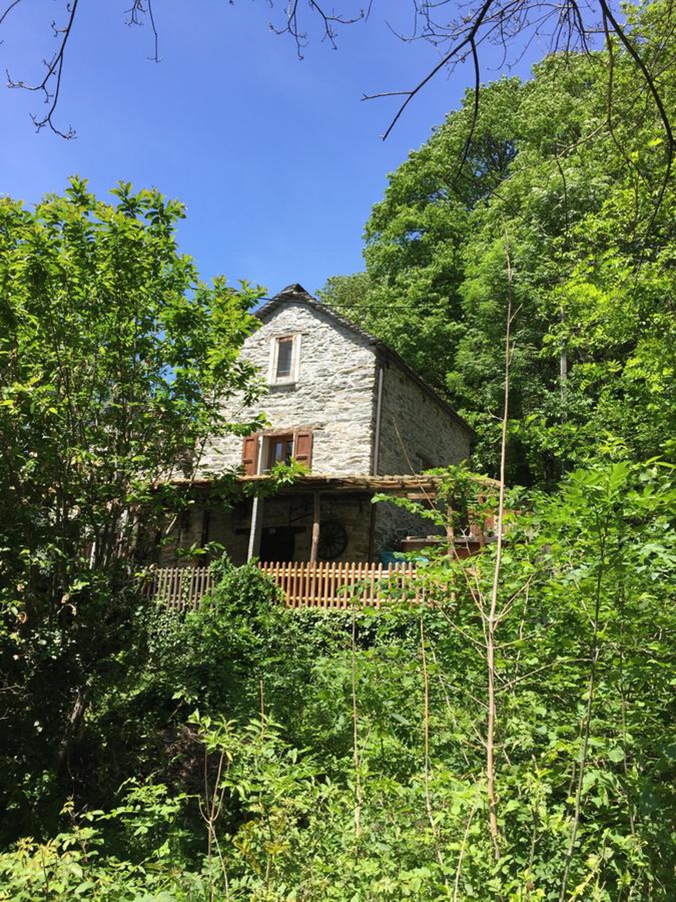 Cà dal Bosc e Cà sgrüscia