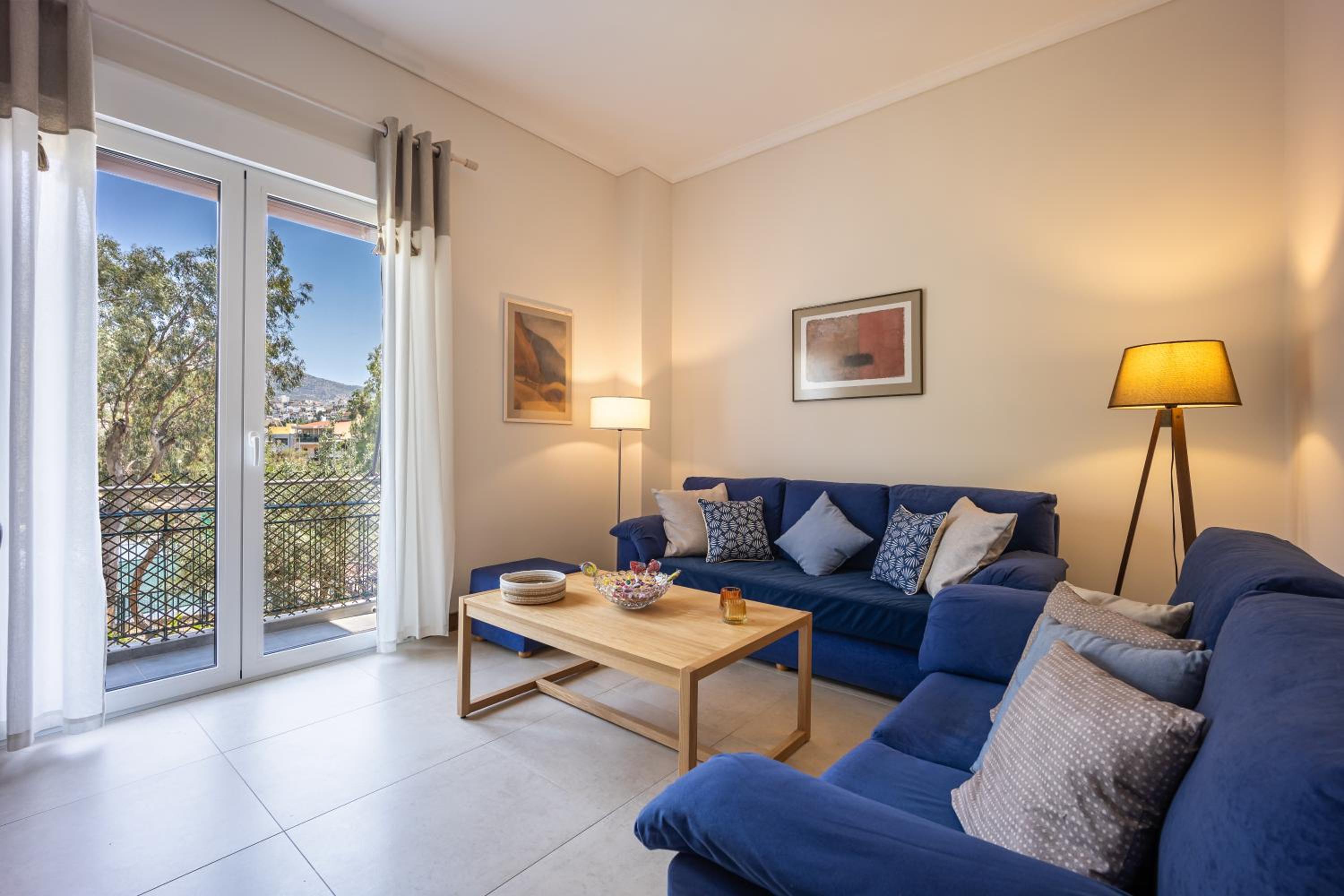 Philon's City Retreat - Near Athens Center
