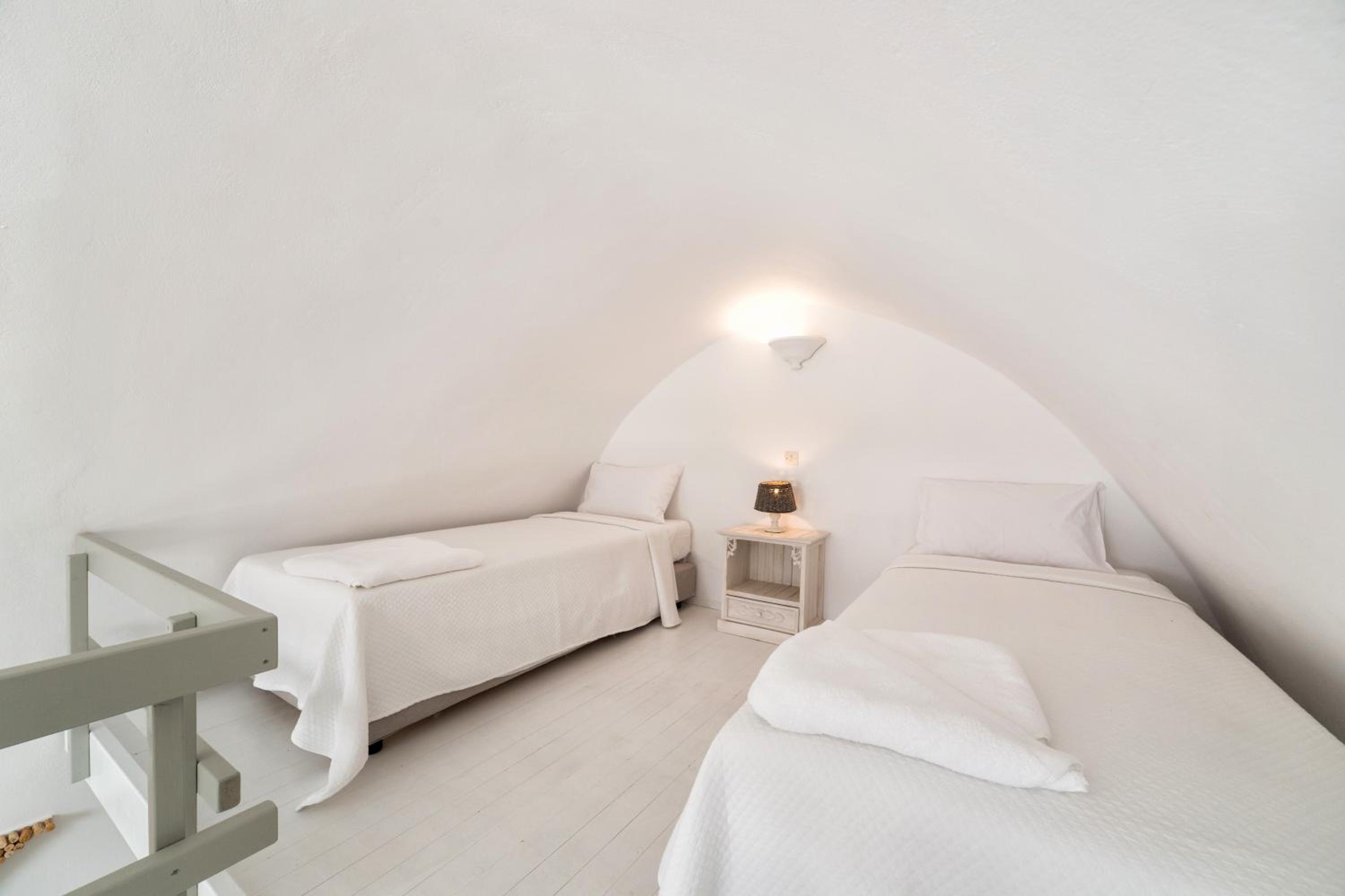 Kampanario Luxury Two-Bedroom Villa with Private Jacuzzi