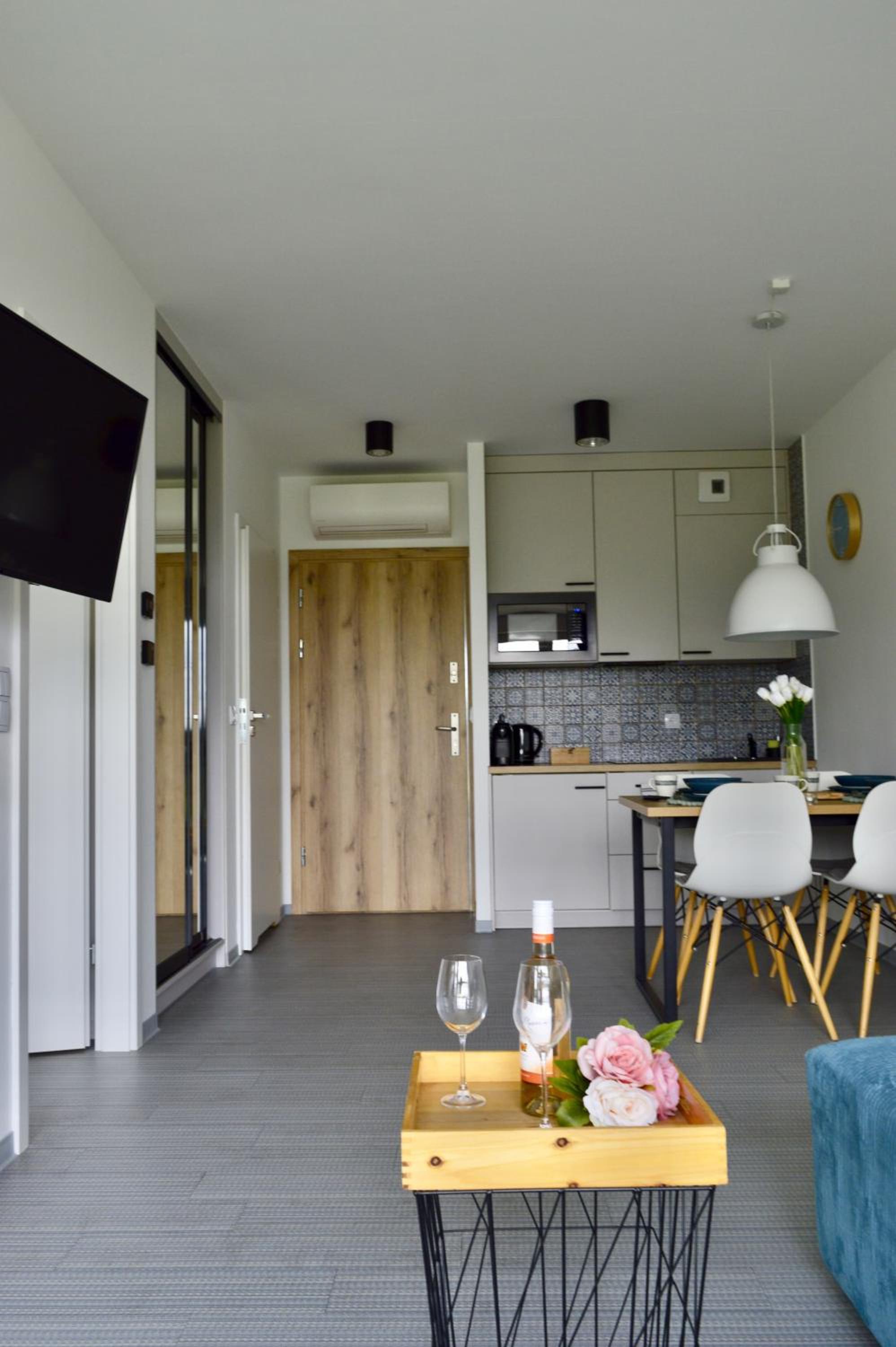 BESKID APARTMENTS nowoczesne, stylowe apartamenty z parkingiem by ReApartments