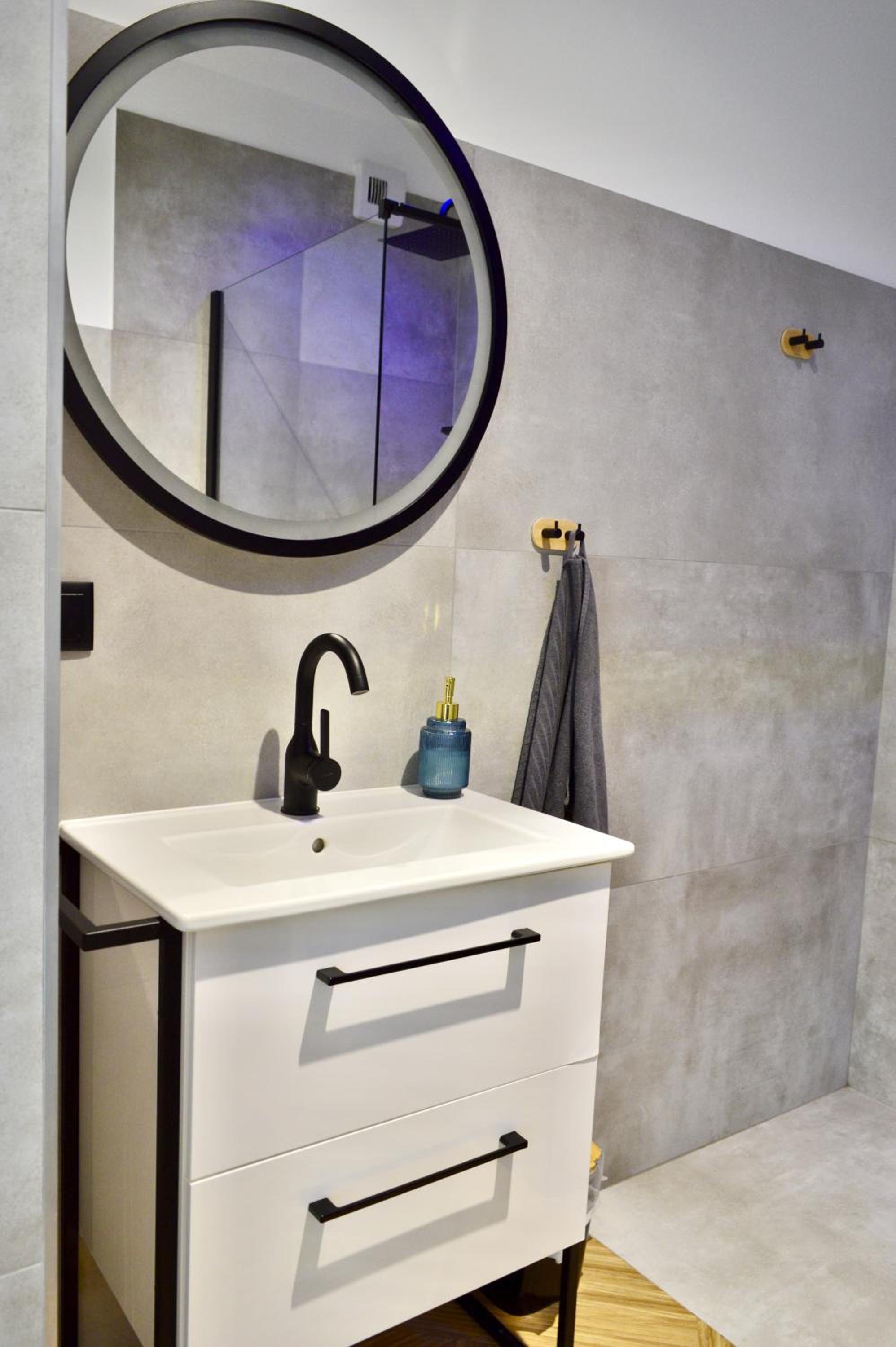 BESKID APARTMENTS nowoczesne, stylowe apartamenty z parkingiem by ReApartments