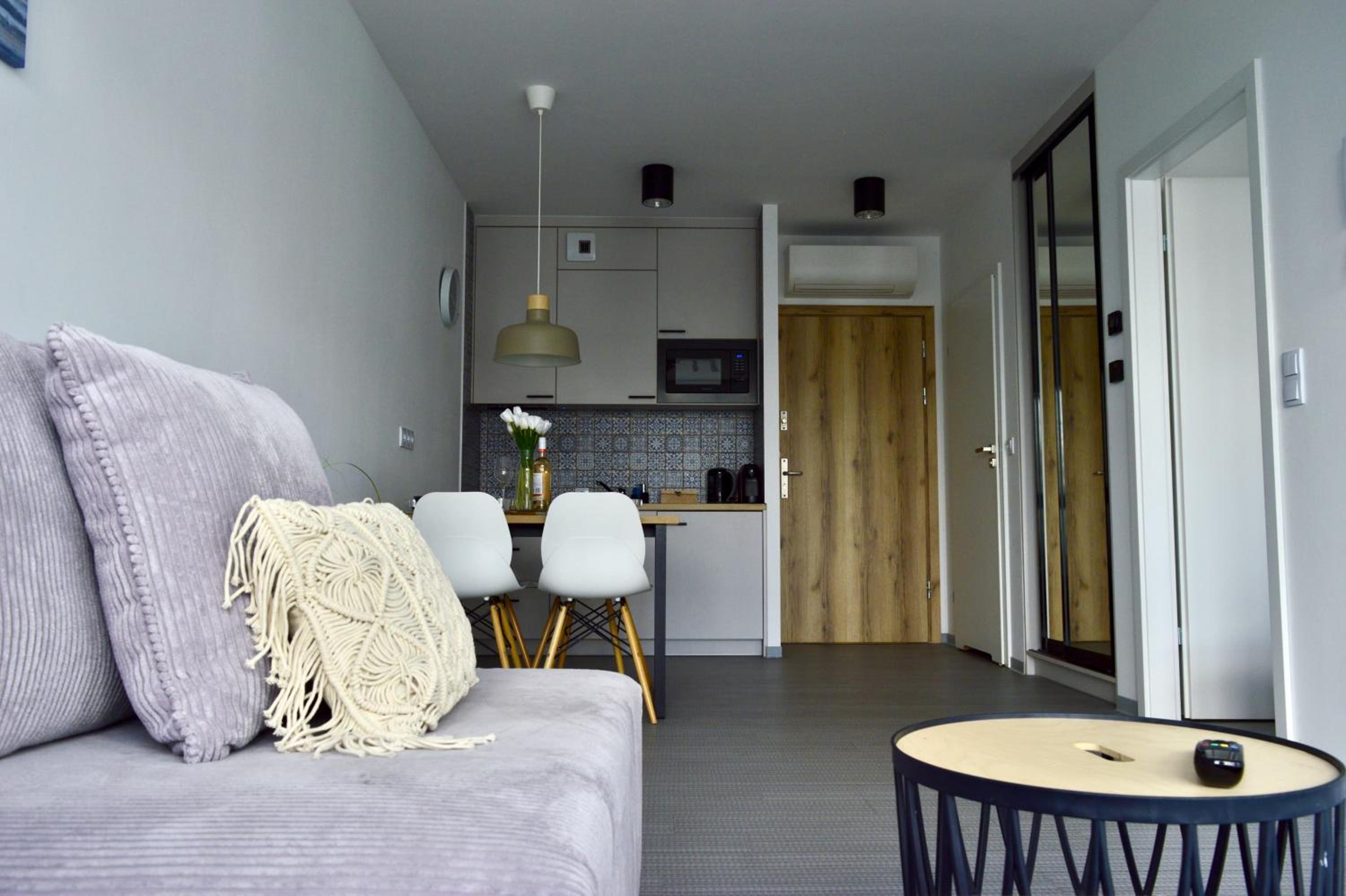 BESKID APARTMENTS nowoczesne, stylowe apartamenty z parkingiem by ReApartments