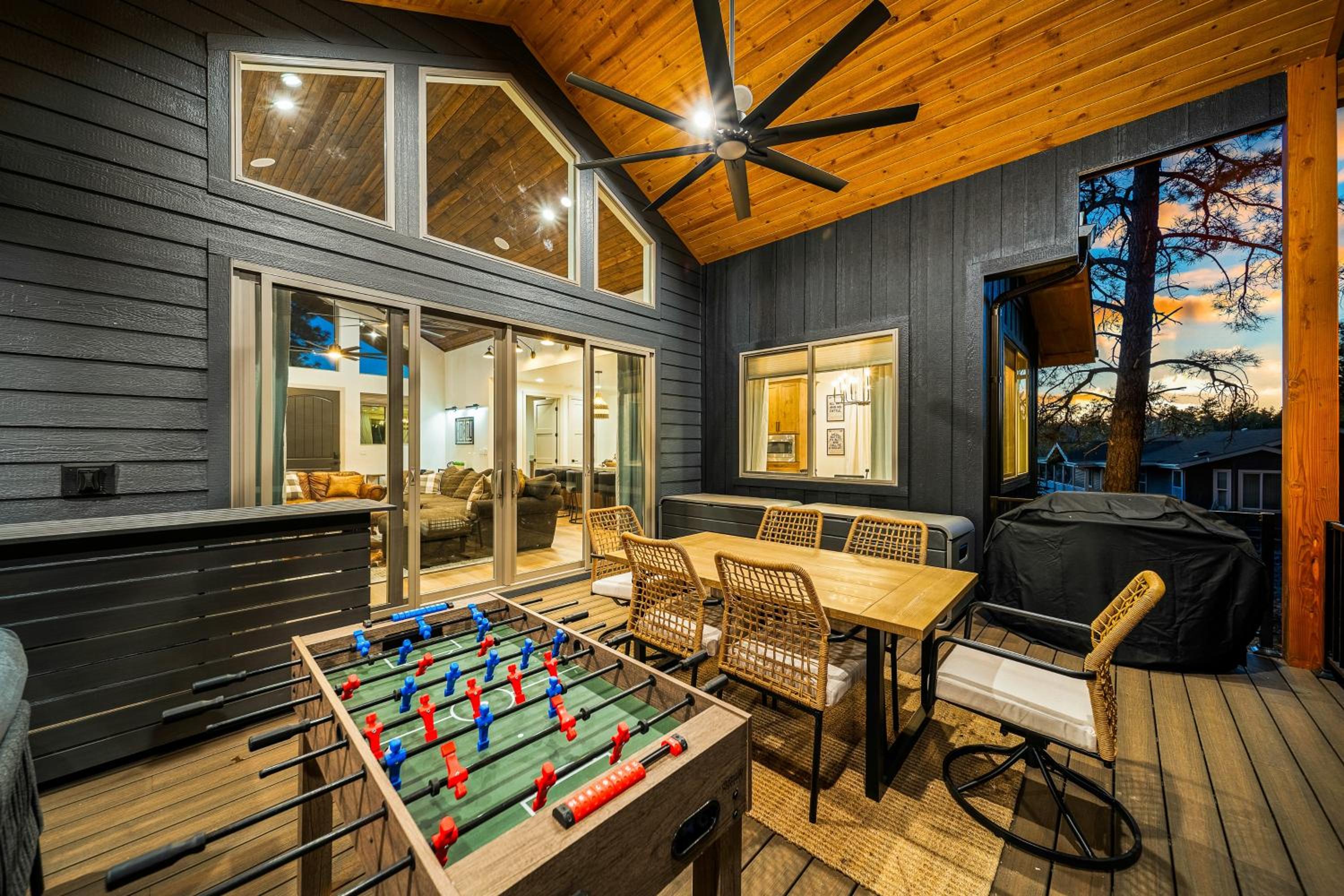 Lake-View Gem with Outdoor Entertainment in Show Low