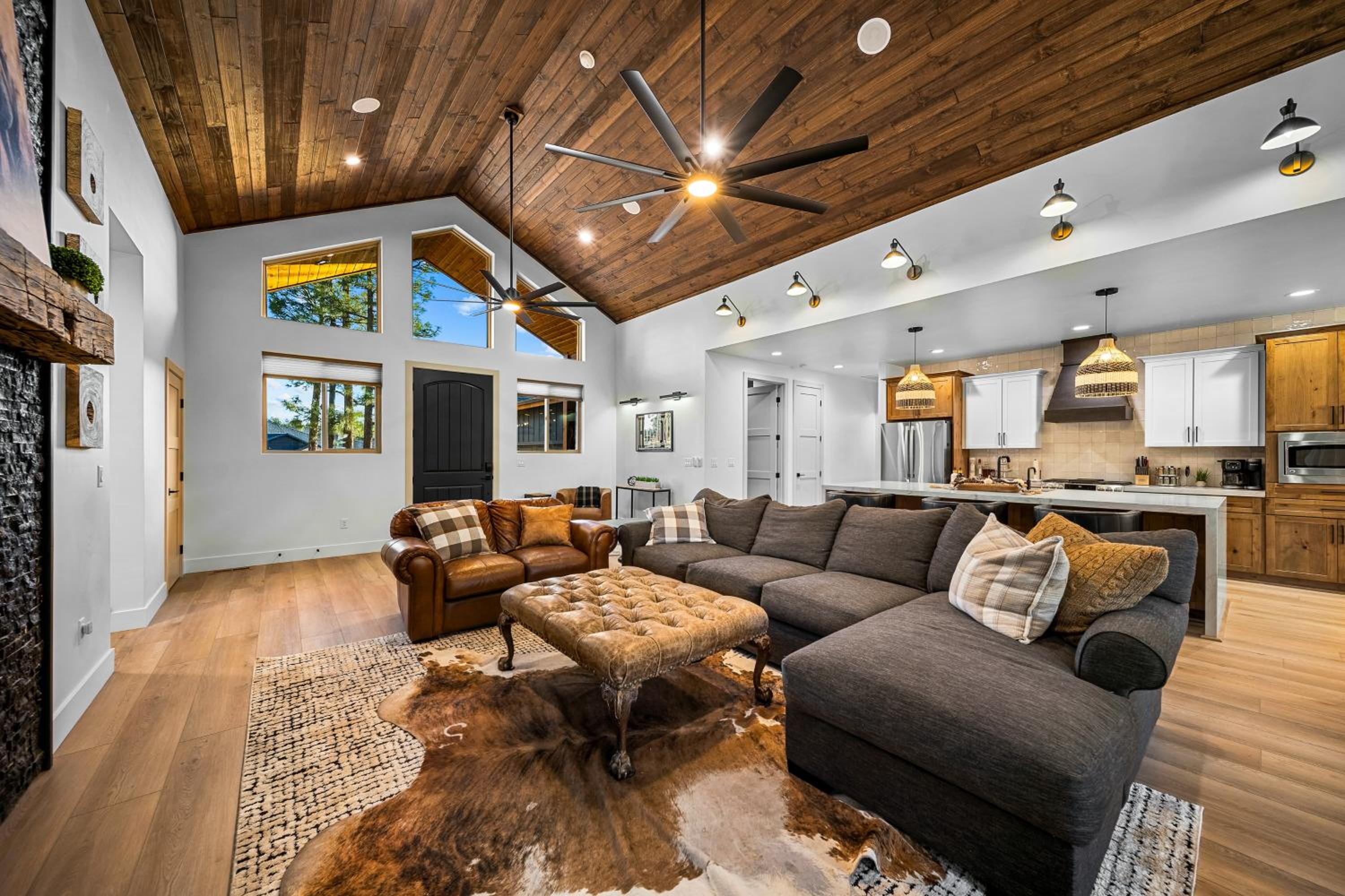 Lake-View Gem with Outdoor Entertainment in Show Low