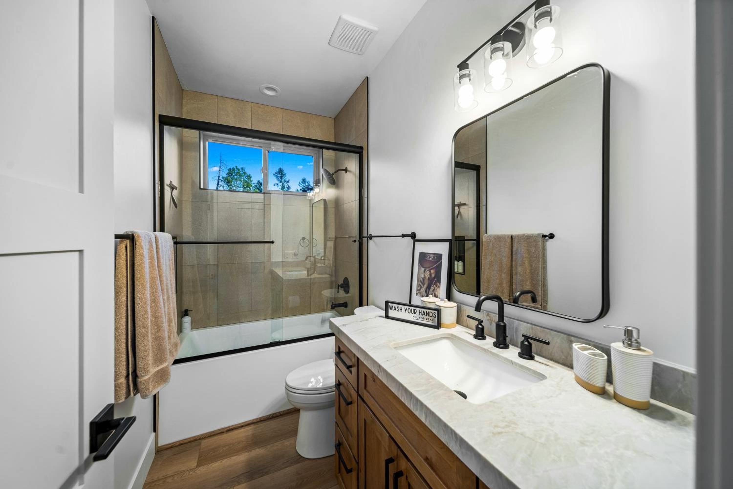 Lake-View Gem with Outdoor Entertainment in Show Low