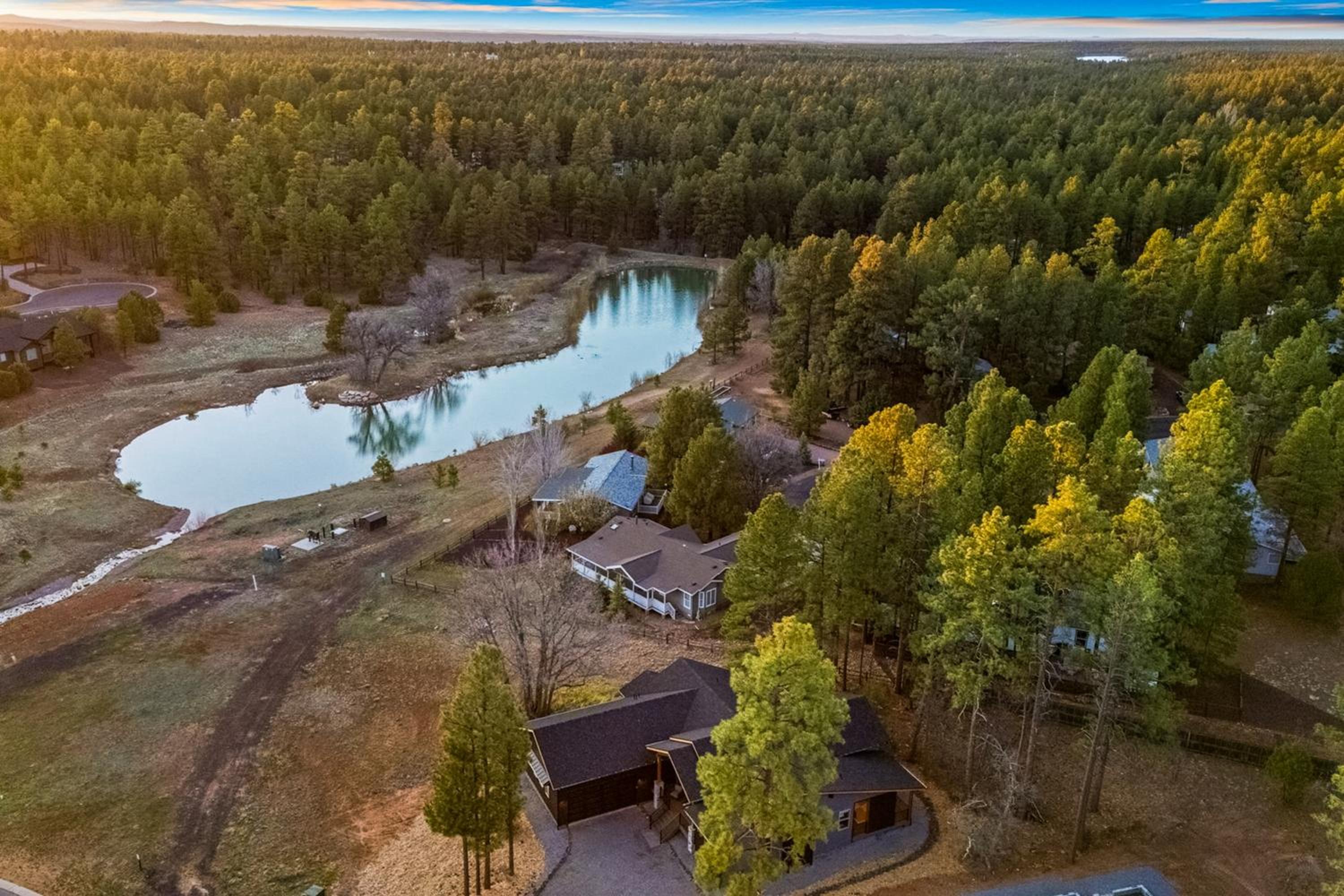 Lake-View Gem with Outdoor Entertainment in Show Low