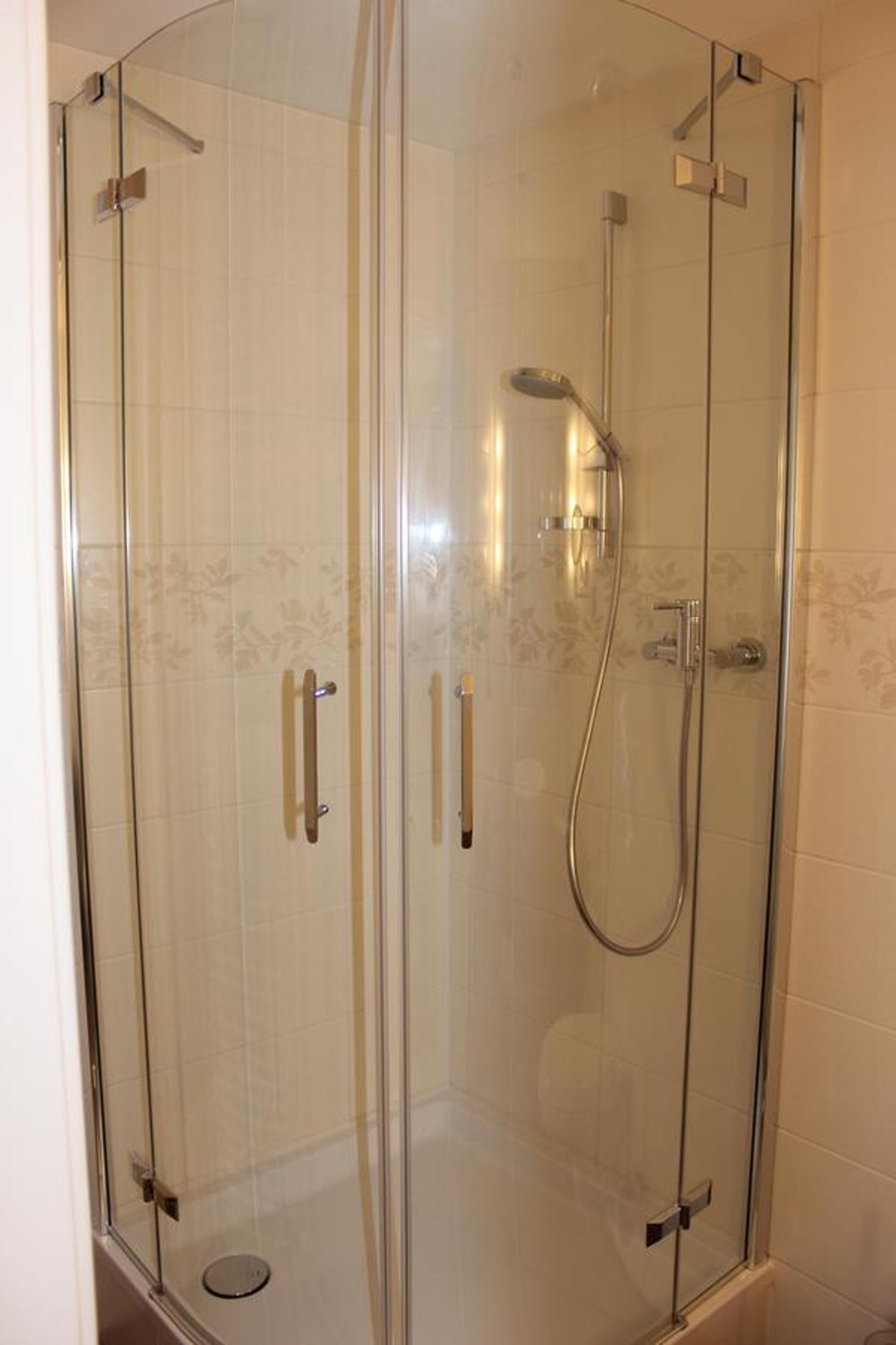 Weber Apartments en Dresden — bathroom