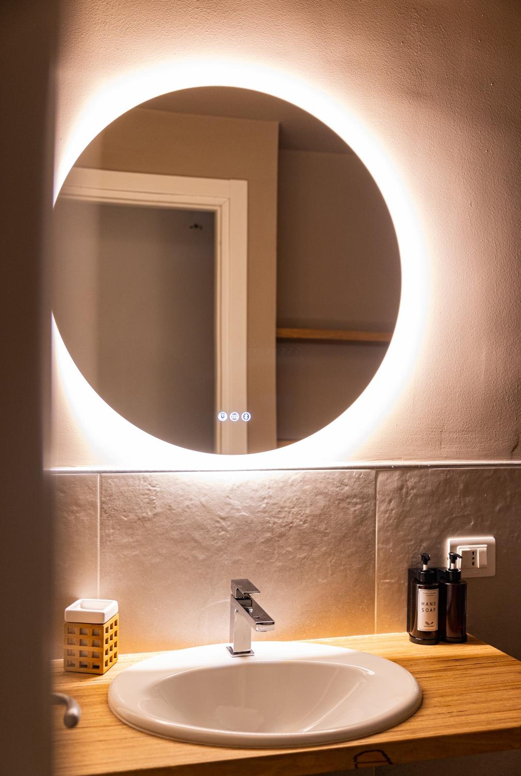 GM Luxury Apartment