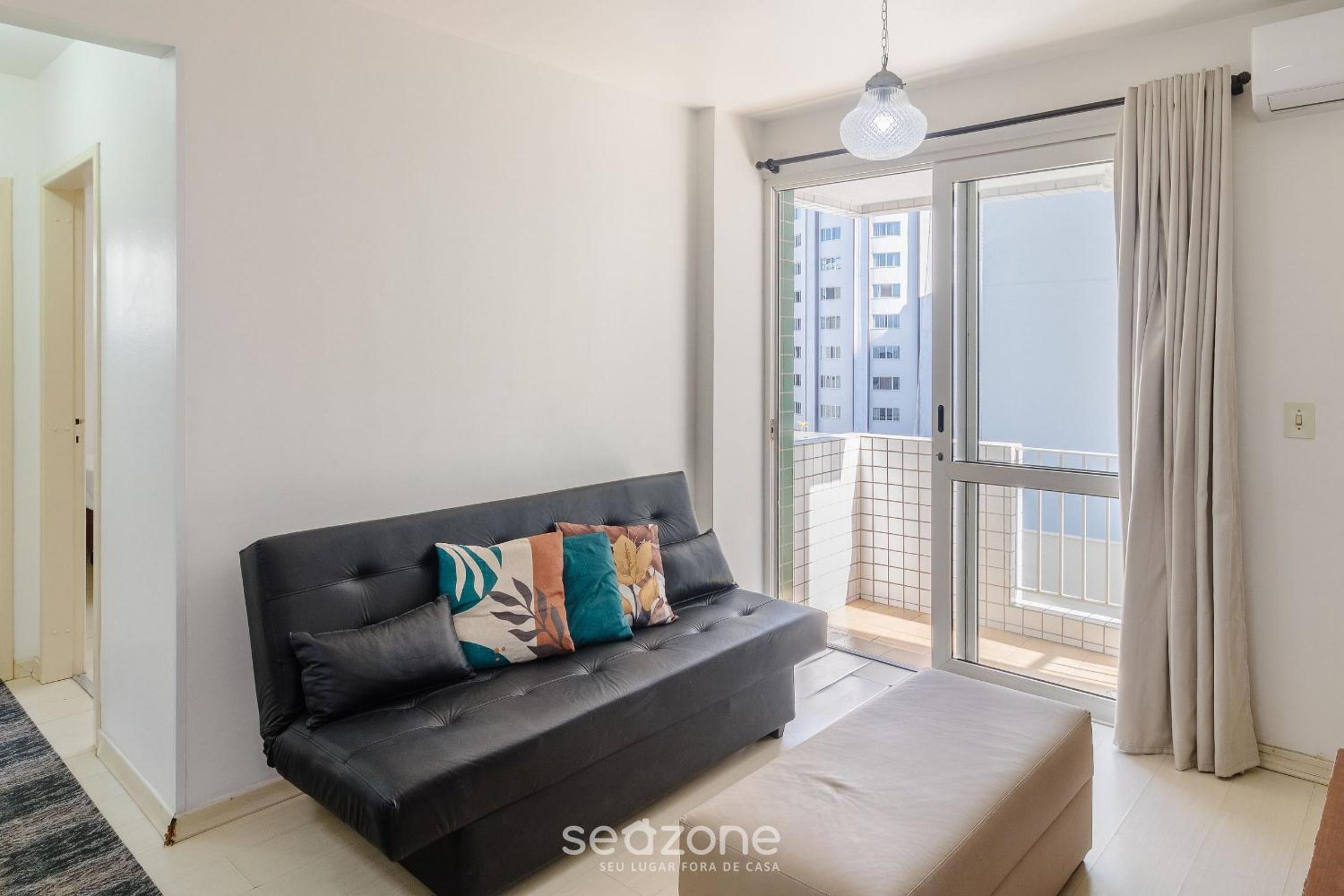 Modern and fully-equipped apartments 100m from Central Beach - VTR