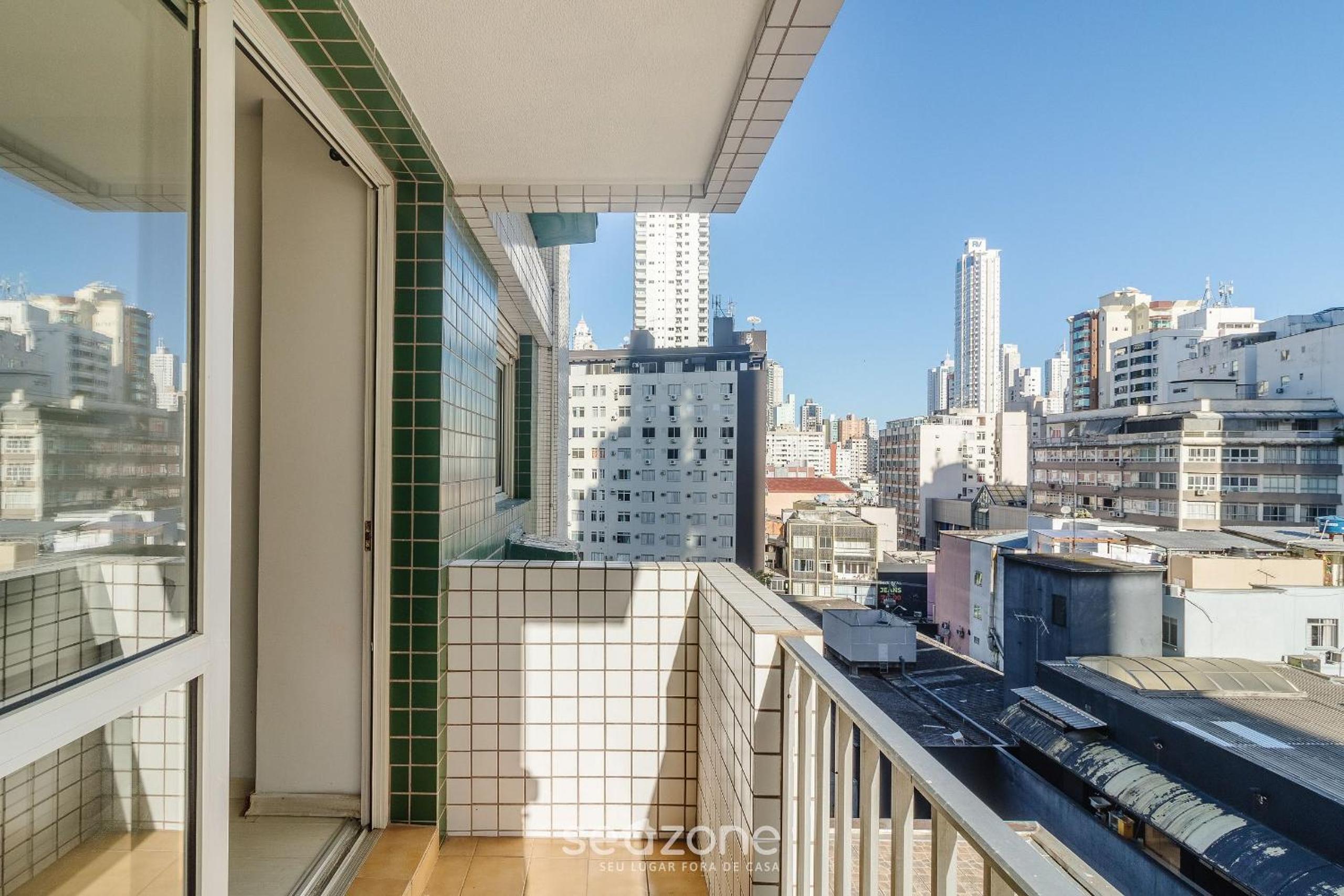 Modern and fully-equipped apartments 100m from Central Beach - VTR