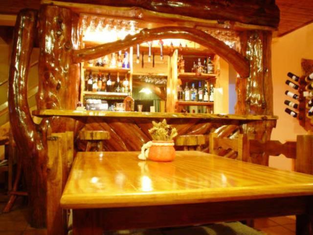 bar