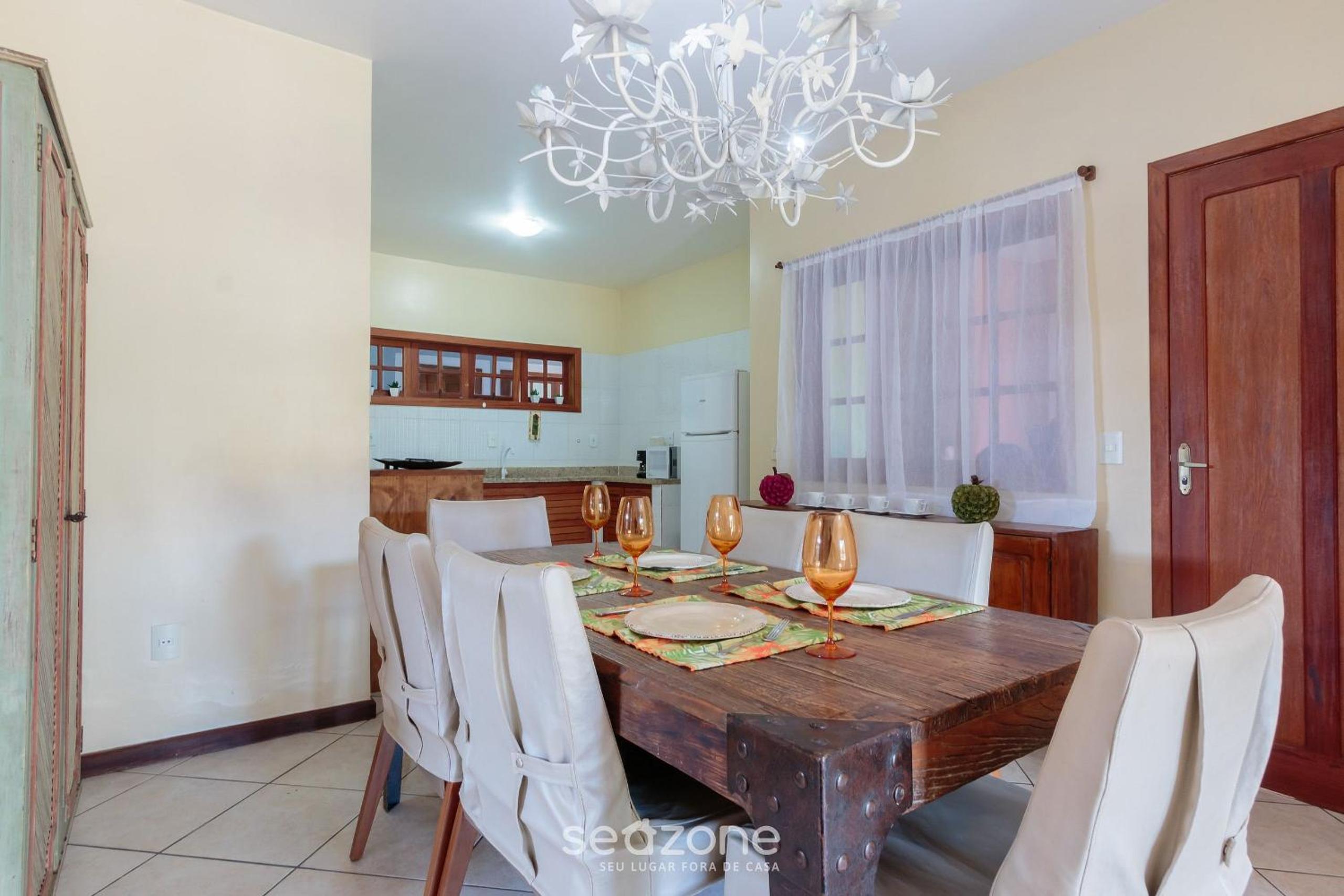 Beautiful house with pool & barbecue URA0015