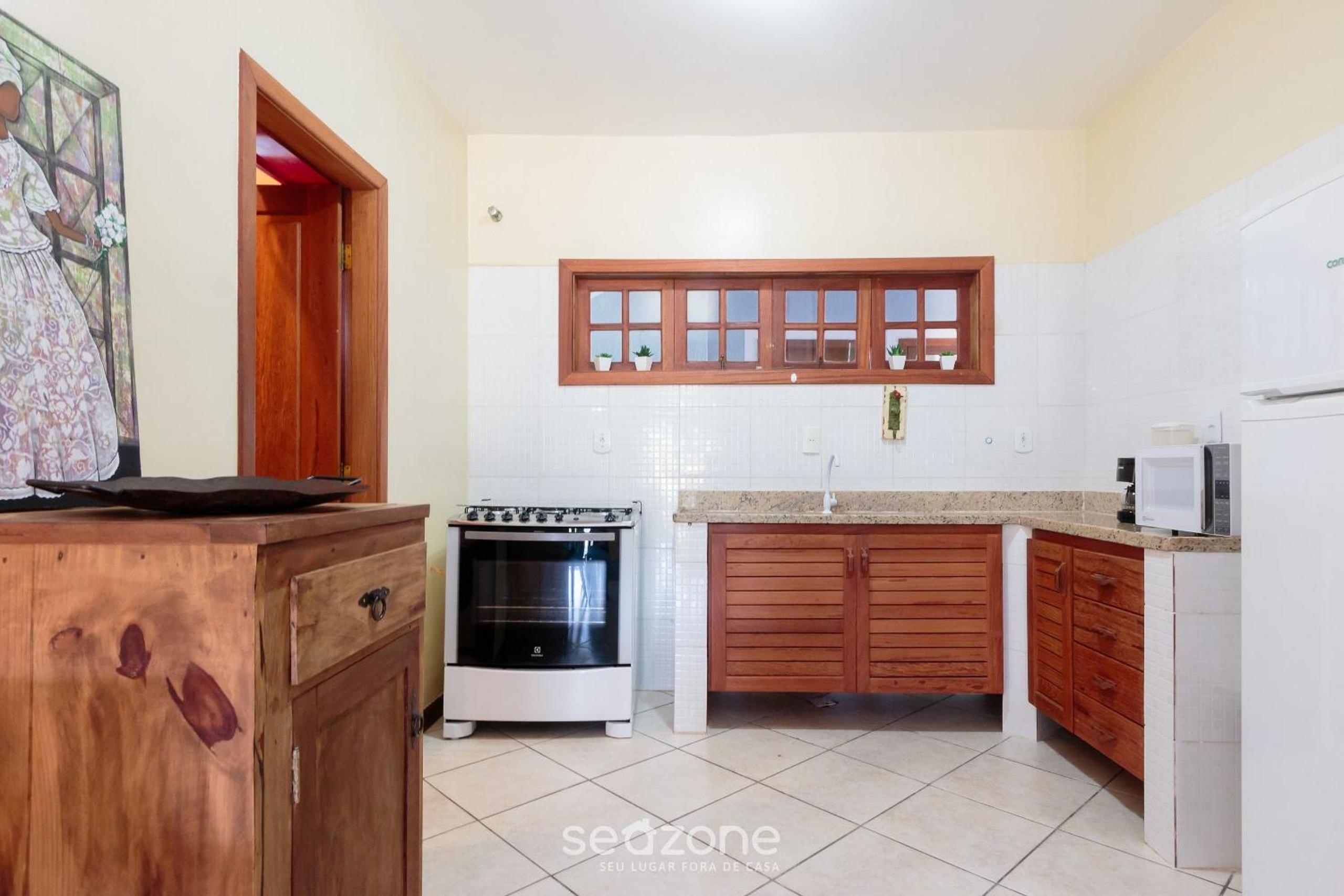 Beautiful house with pool & barbecue URA0015