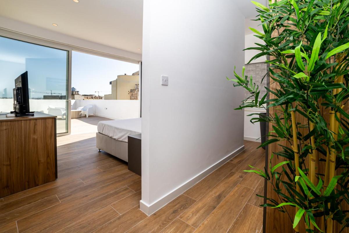 Emilio's Suites