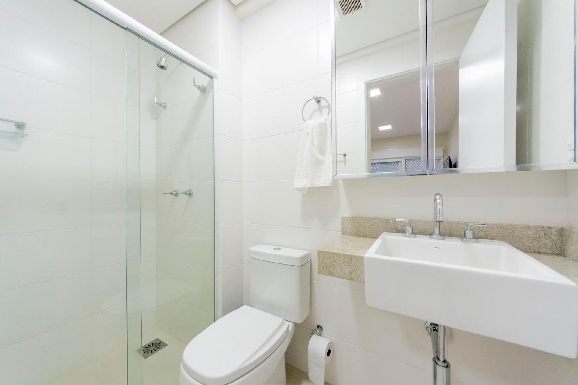 Apto moderno c/ piscina e churrasqueira YA1339