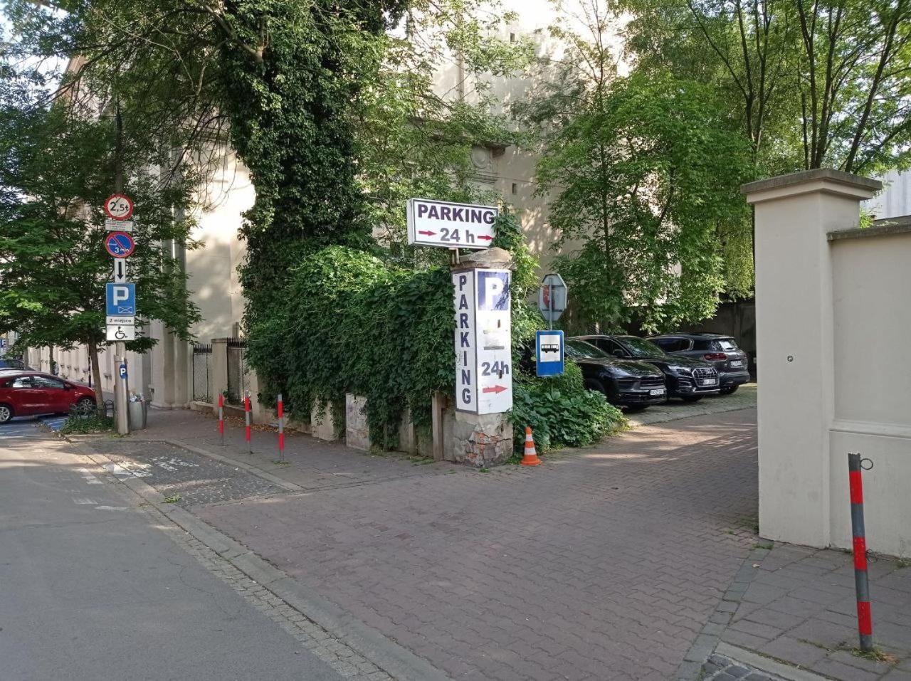 A cozy apartment in the heart of the city