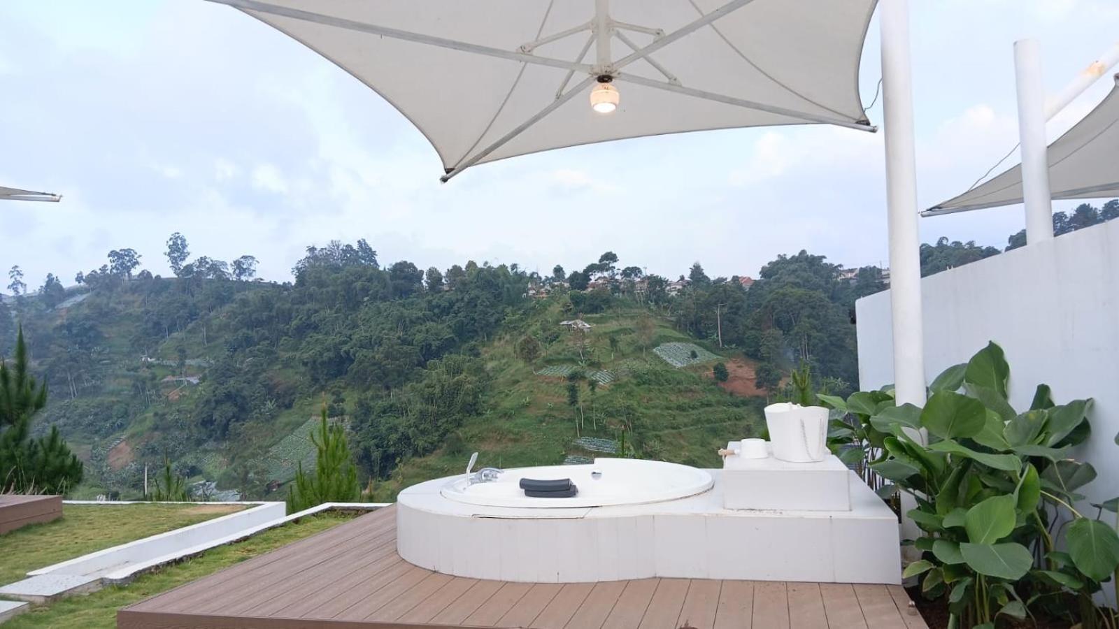 Mahkota Sangkuriang Bandung