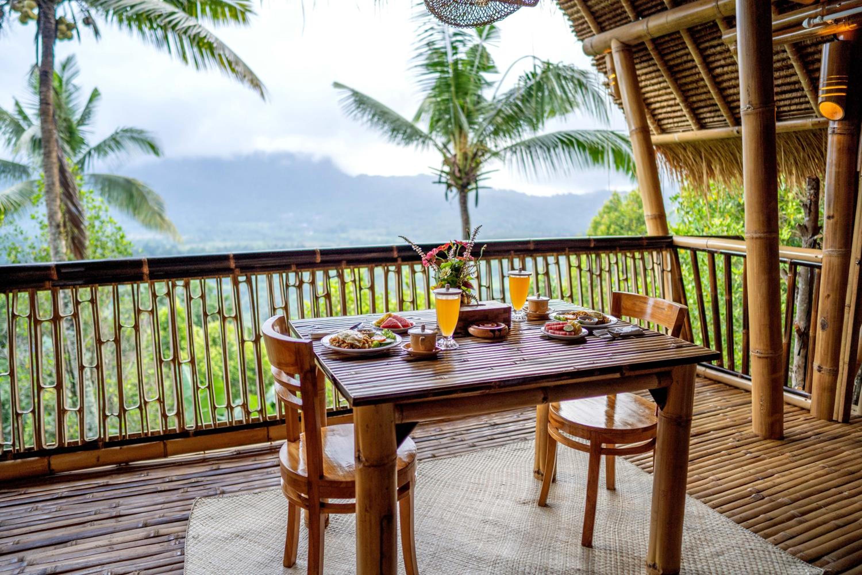 Ayo Hill Villa By Samhita Bali