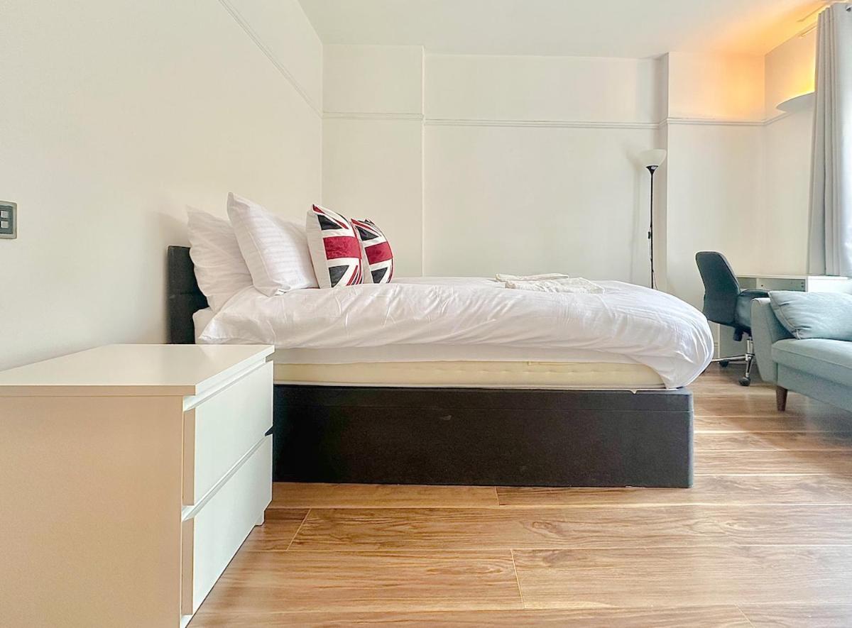 Ground floor Flat at Finchley Road